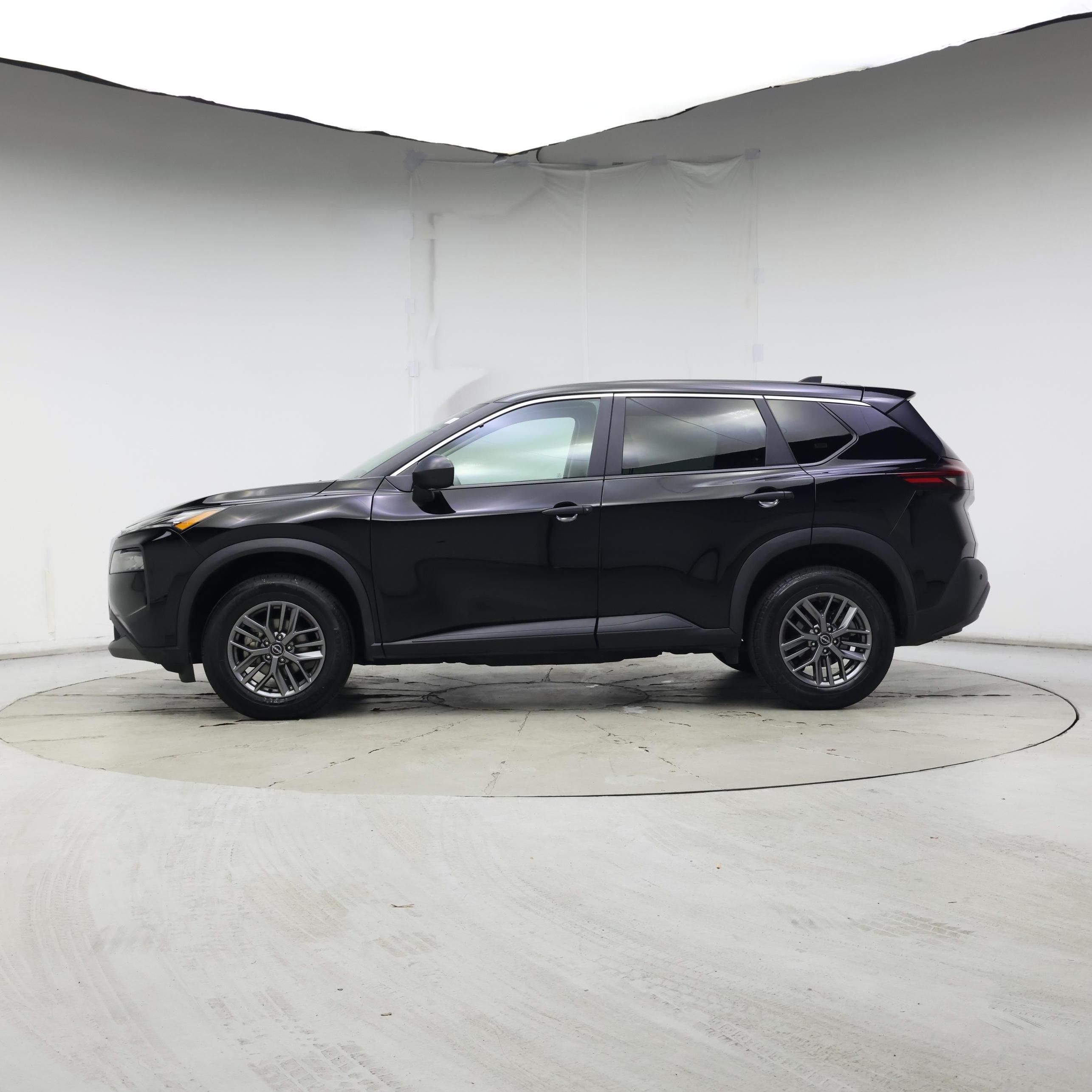 Thumbnail: 2023 Nissan Rogue - 3