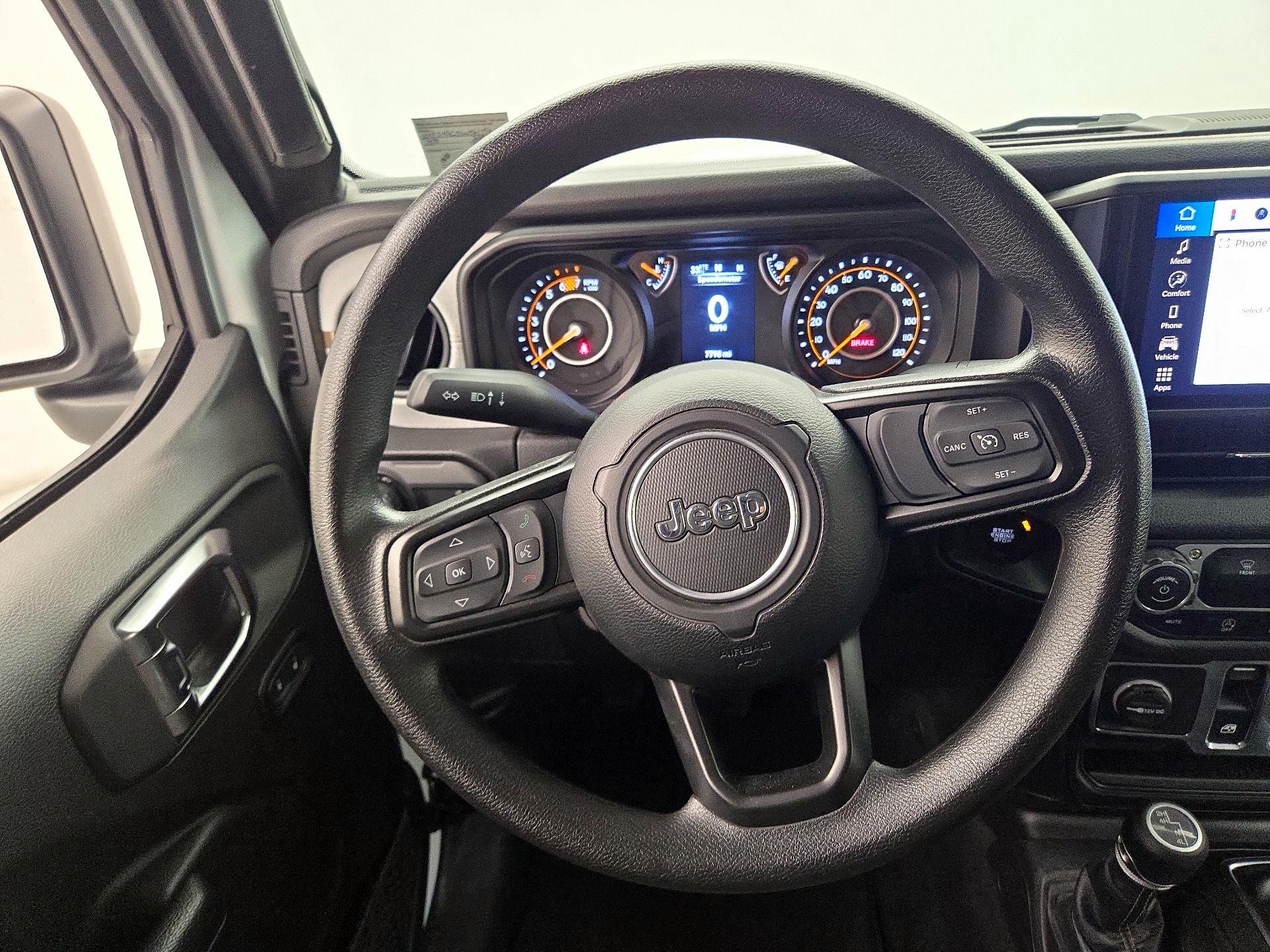 Thumbnail: 2025 Jeep Wrangler - 10