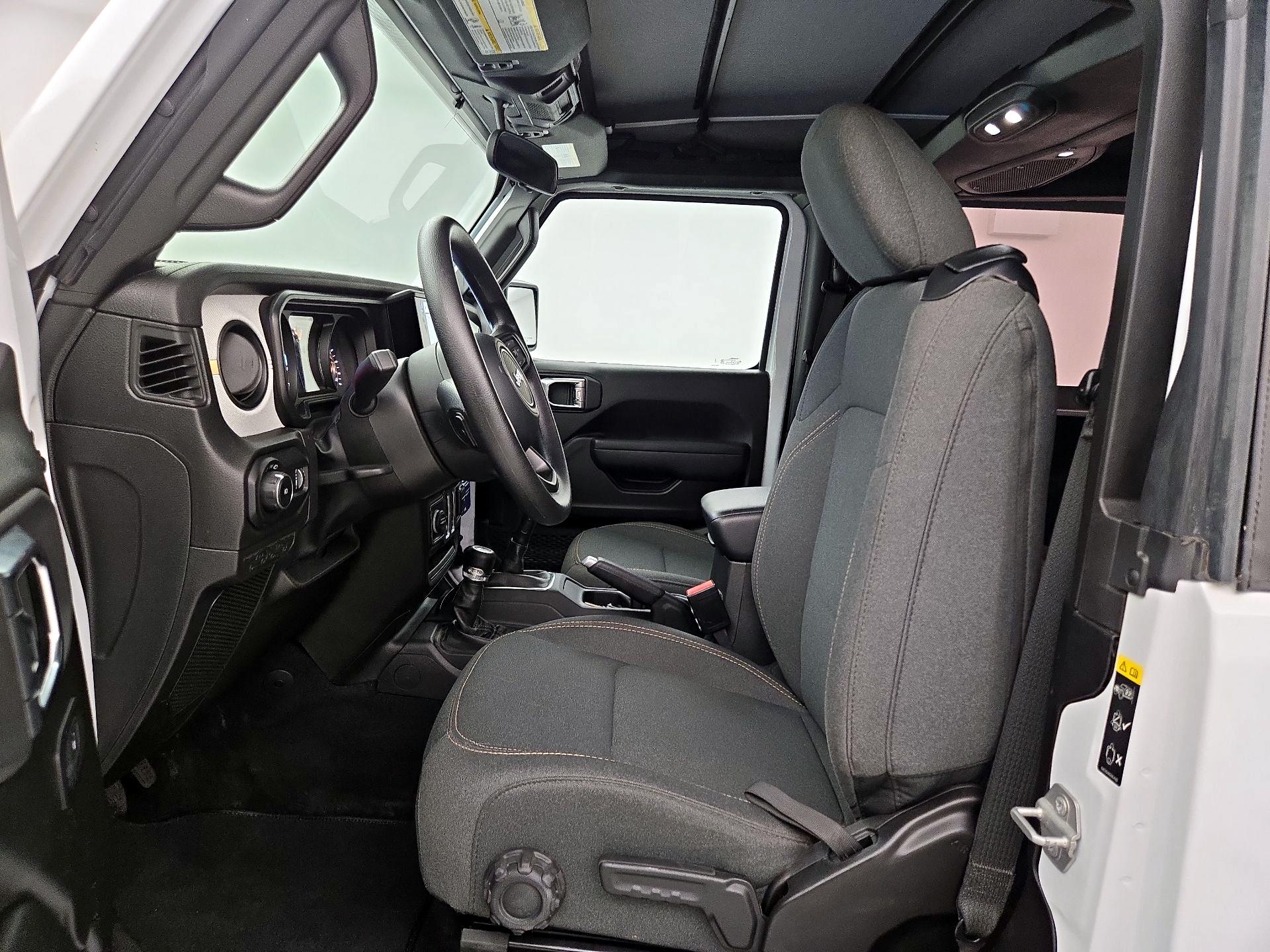 Thumbnail: 2025 Jeep Wrangler - 11