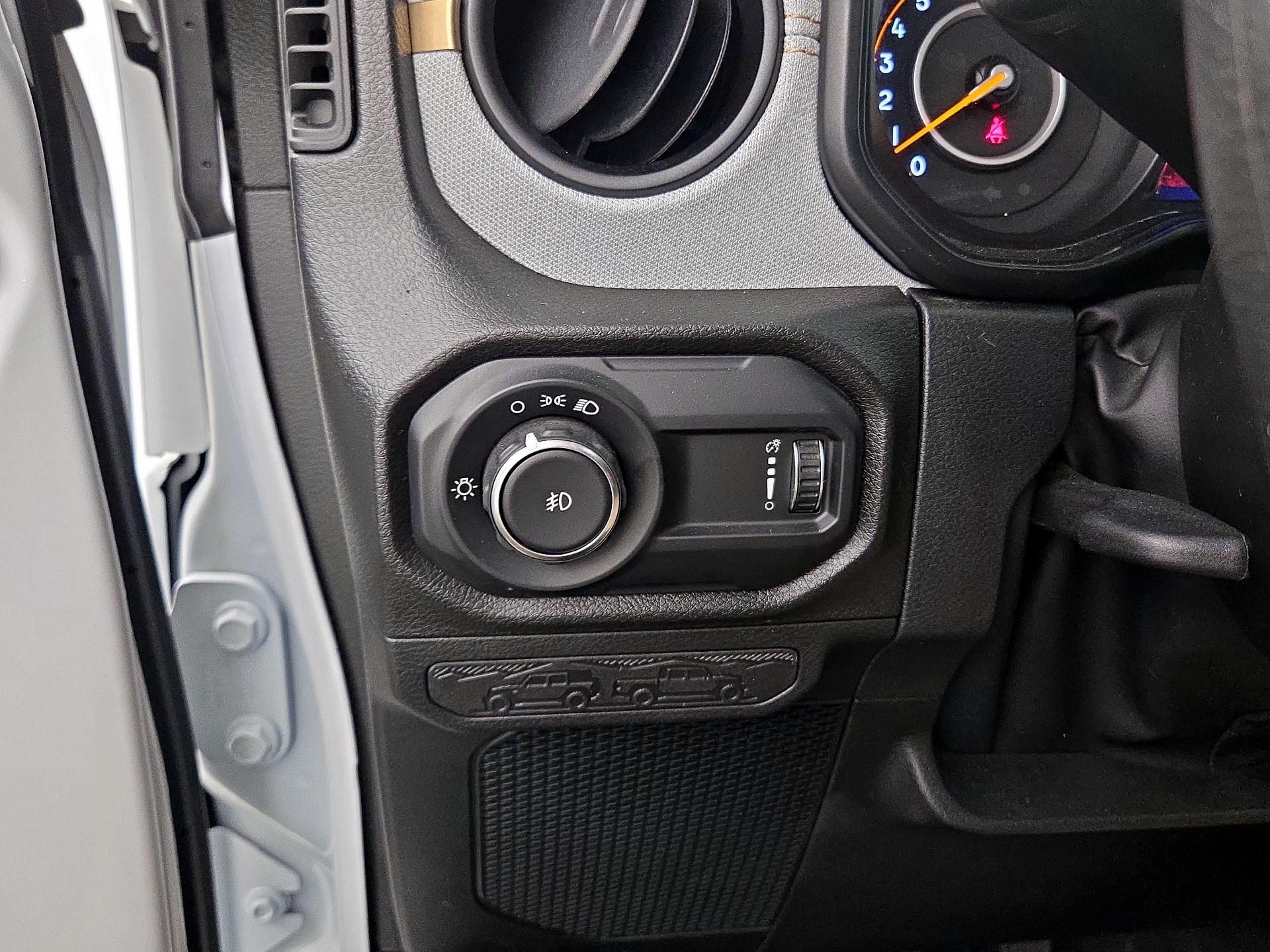 Thumbnail: 2025 Jeep Wrangler - 13