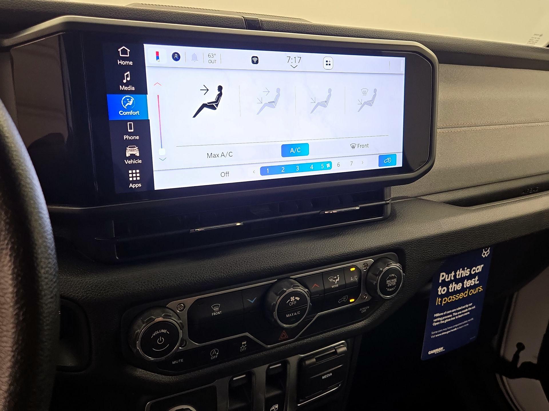 Thumbnail: 2025 Jeep Wrangler - 16