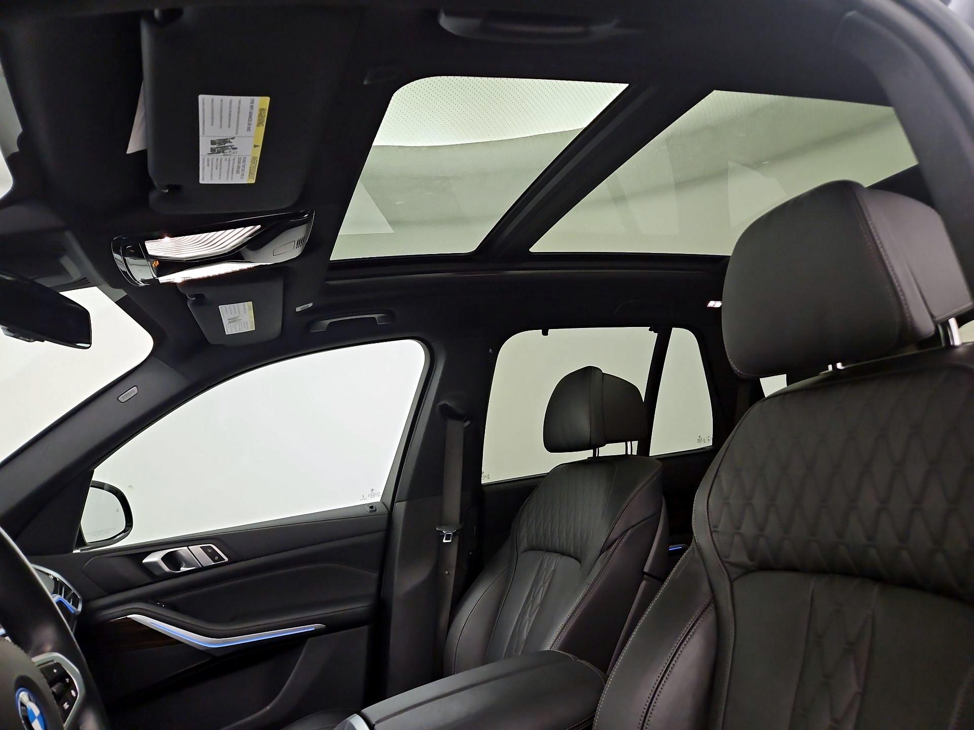 Thumbnail: 2023 BMW X5 - 20