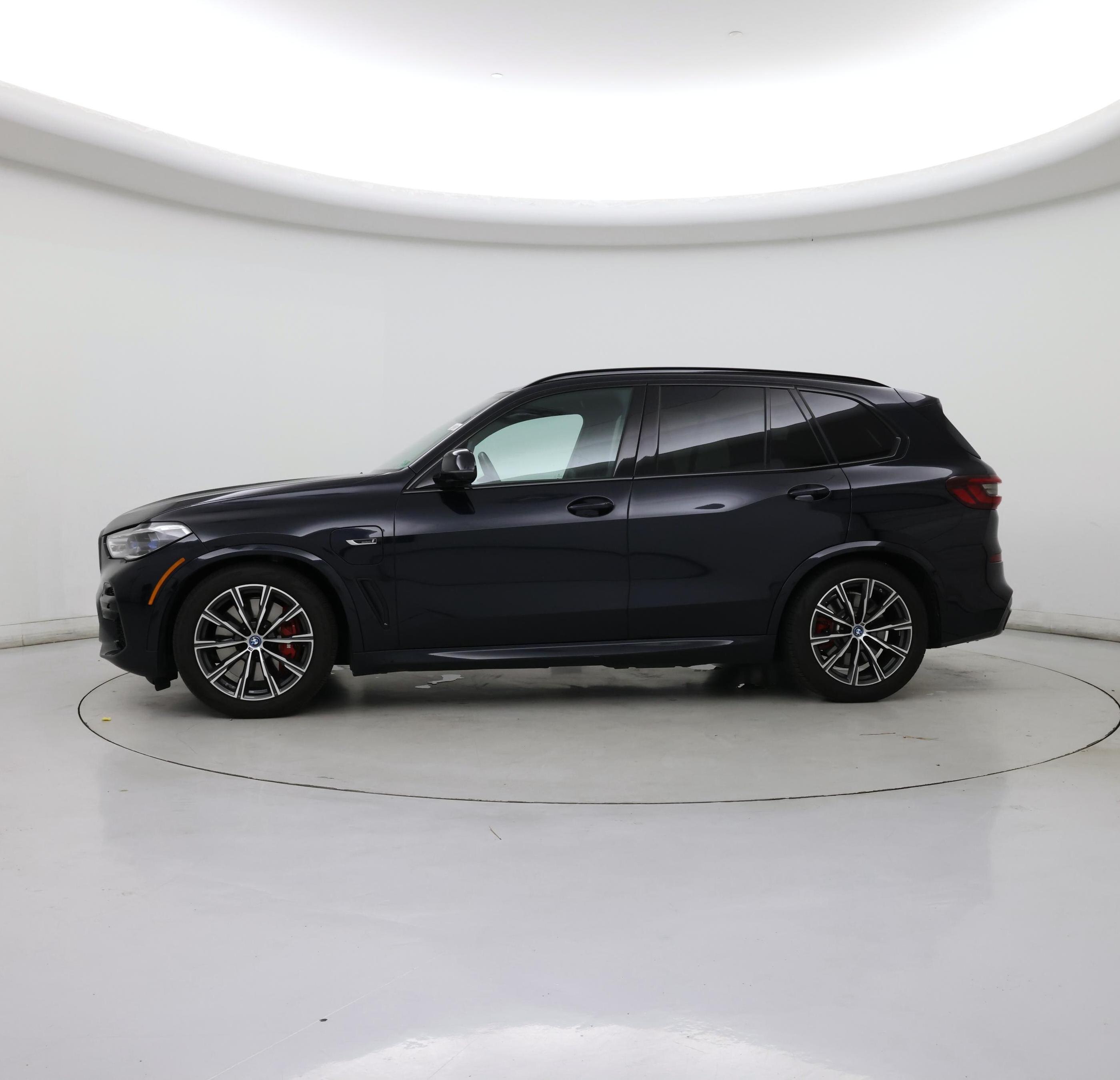 Thumbnail: 2023 BMW X5 - 3