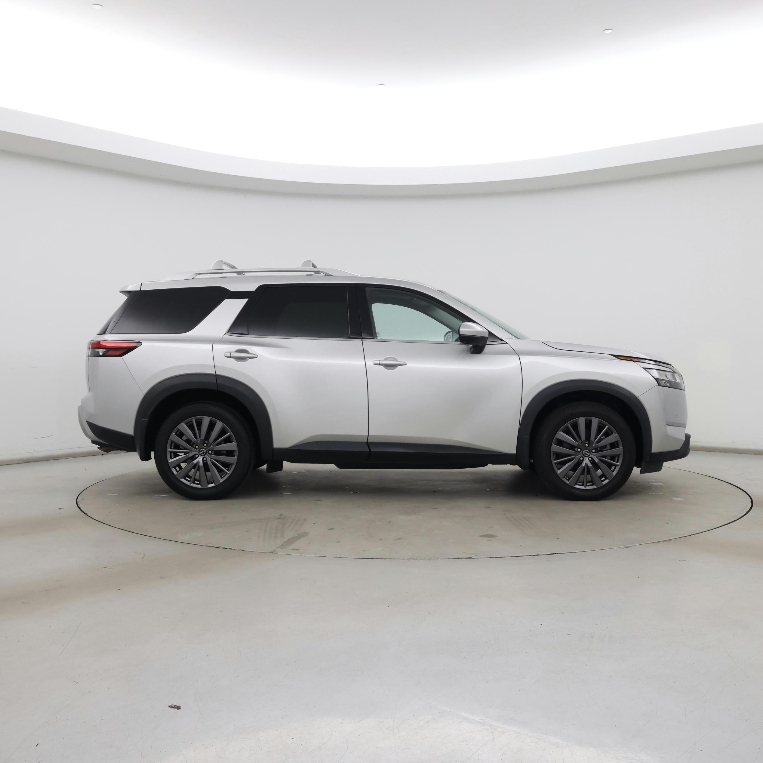Thumbnail: 2023 Nissan Pathfinder - 7