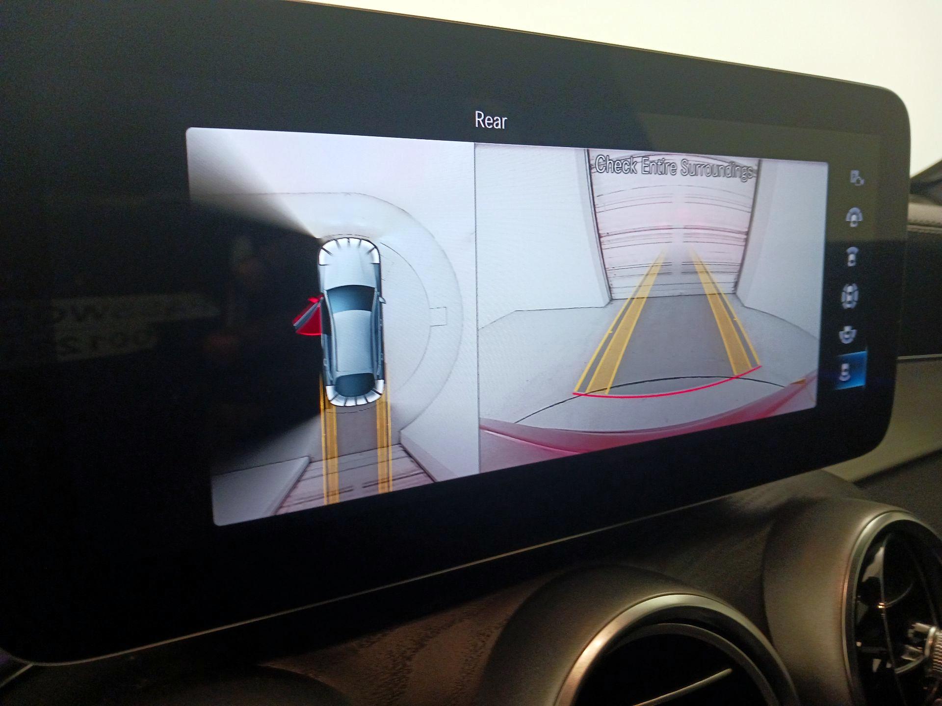 Thumbnail: 2020 Mercedes-Benz GLC - 15