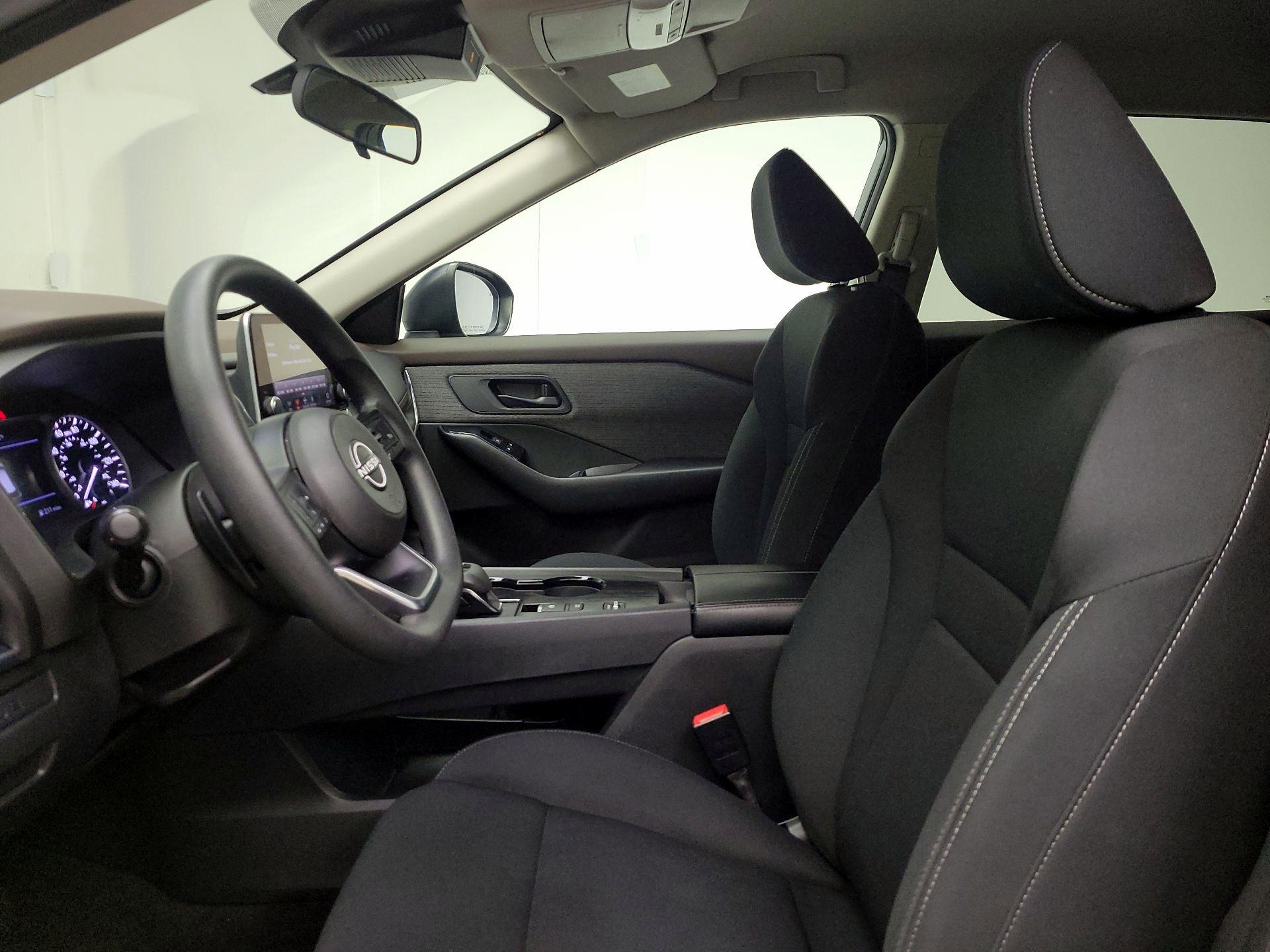 Thumbnail: 2023 Nissan Rogue - 11