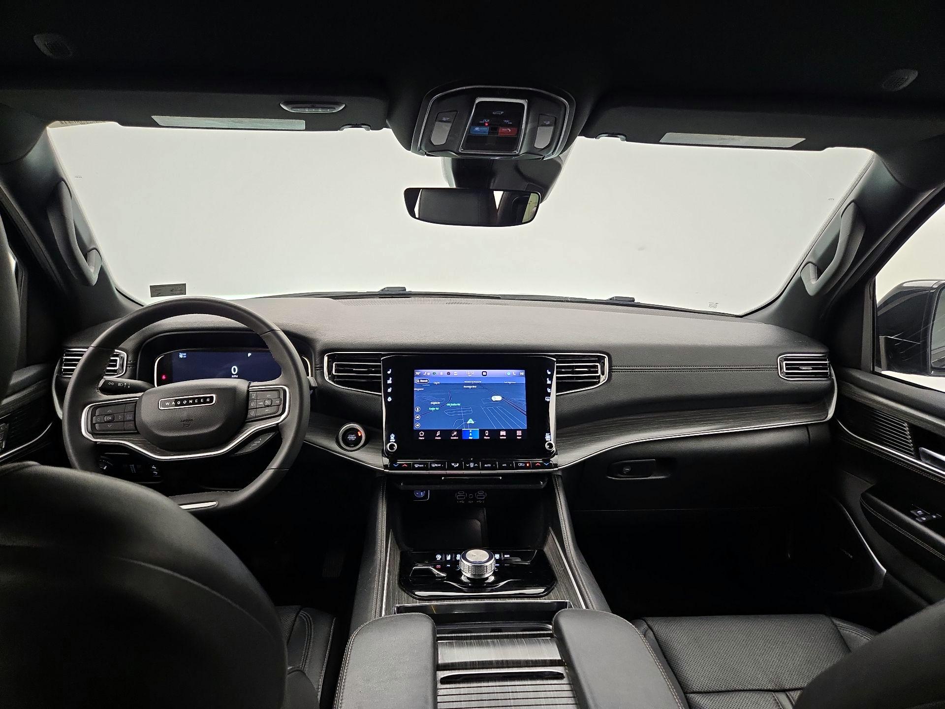 Thumbnail: 2023 Jeep Wagoneer - 9