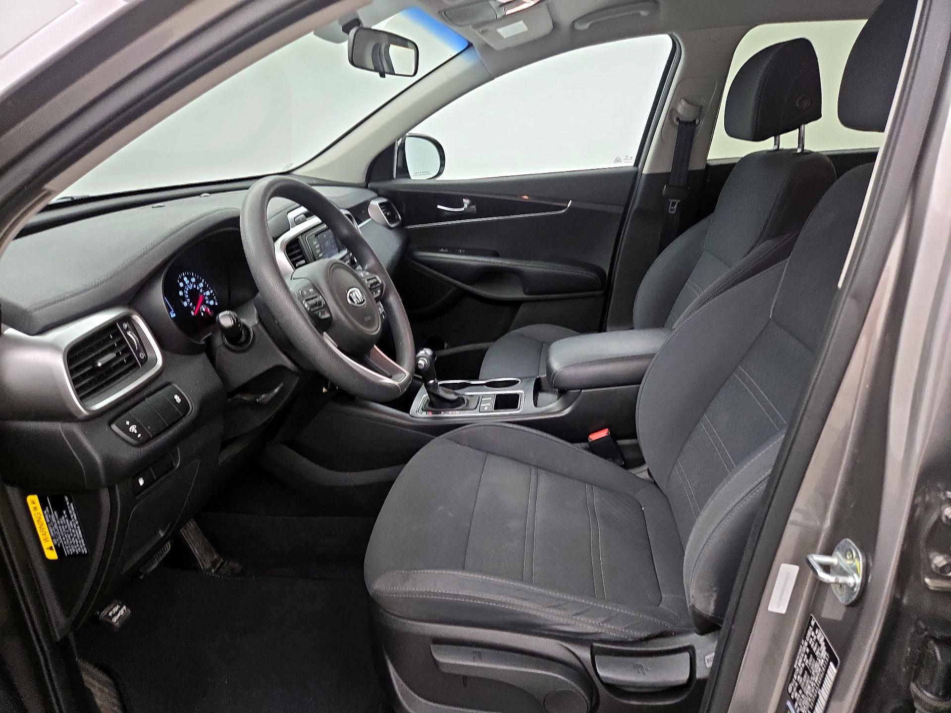 Thumbnail: 2017 Kia Sorento - 11