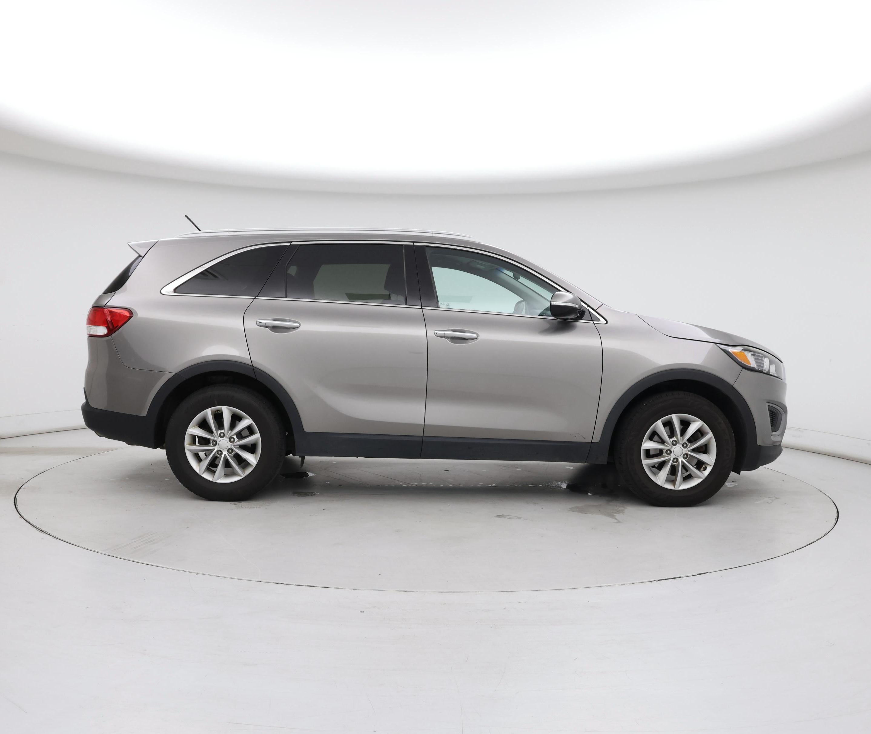 Thumbnail: 2017 Kia Sorento - 7