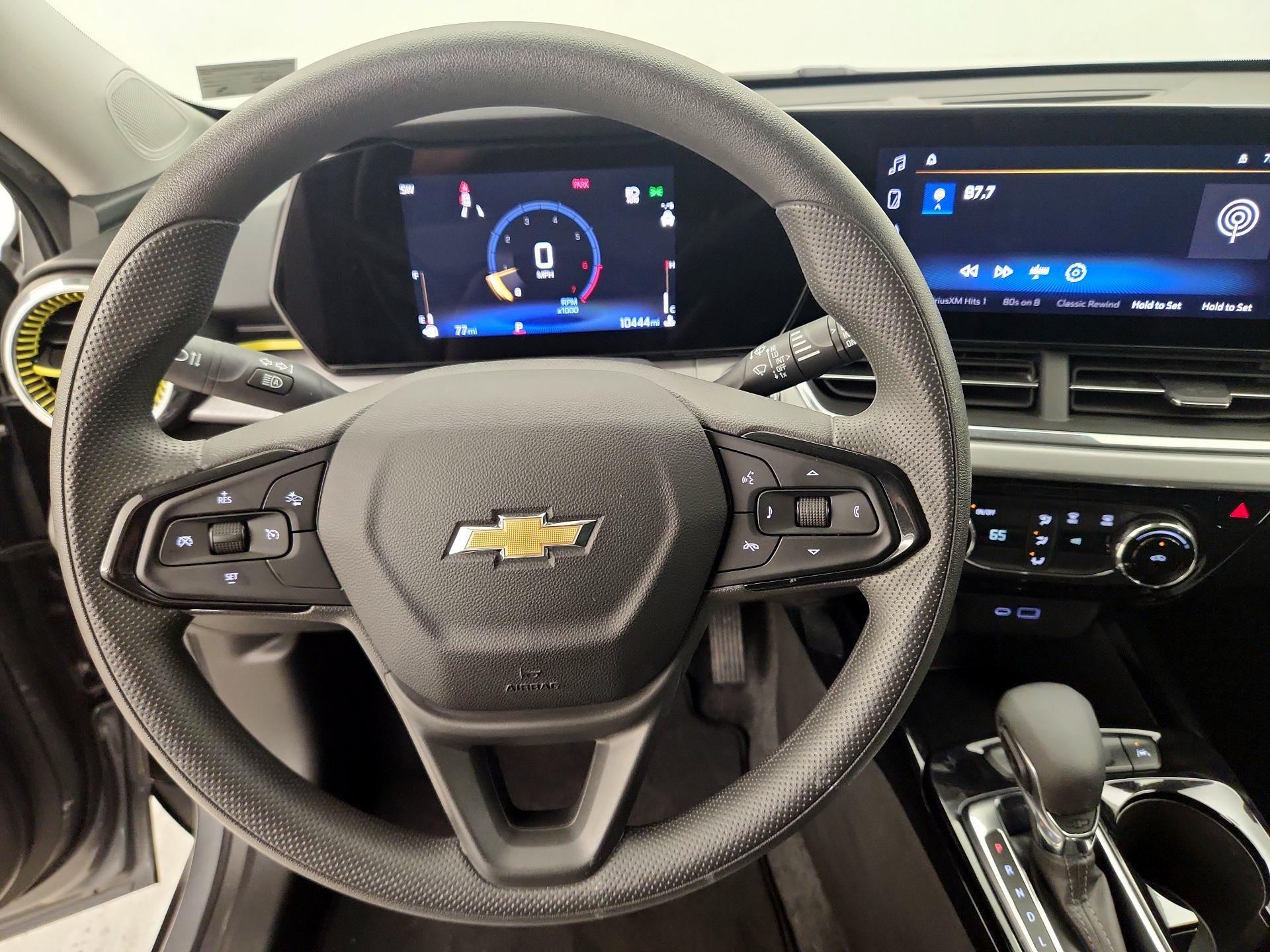 Thumbnail: 2025 Chevrolet Trax - 10