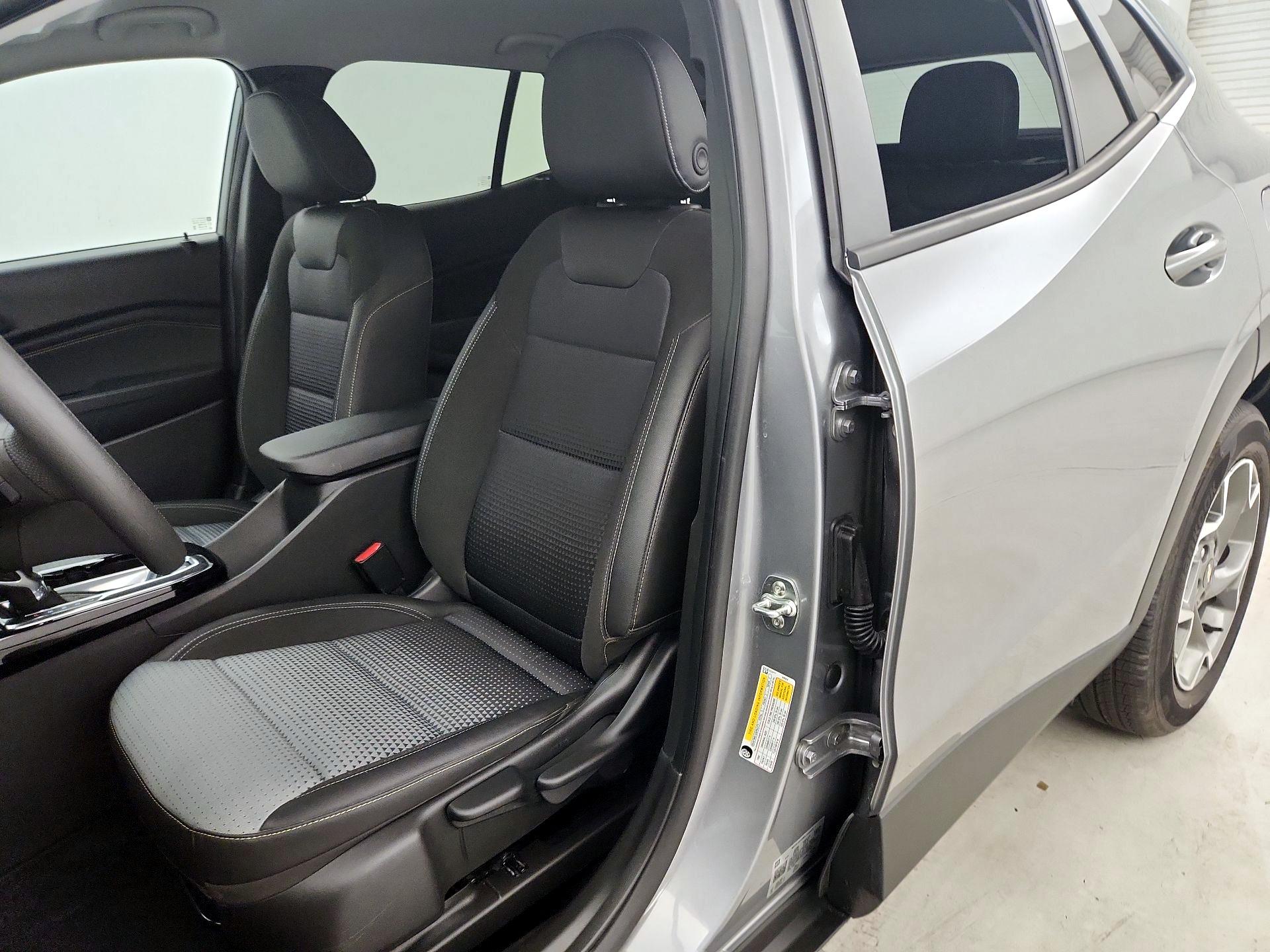 Thumbnail: 2025 Chevrolet Trax - 11