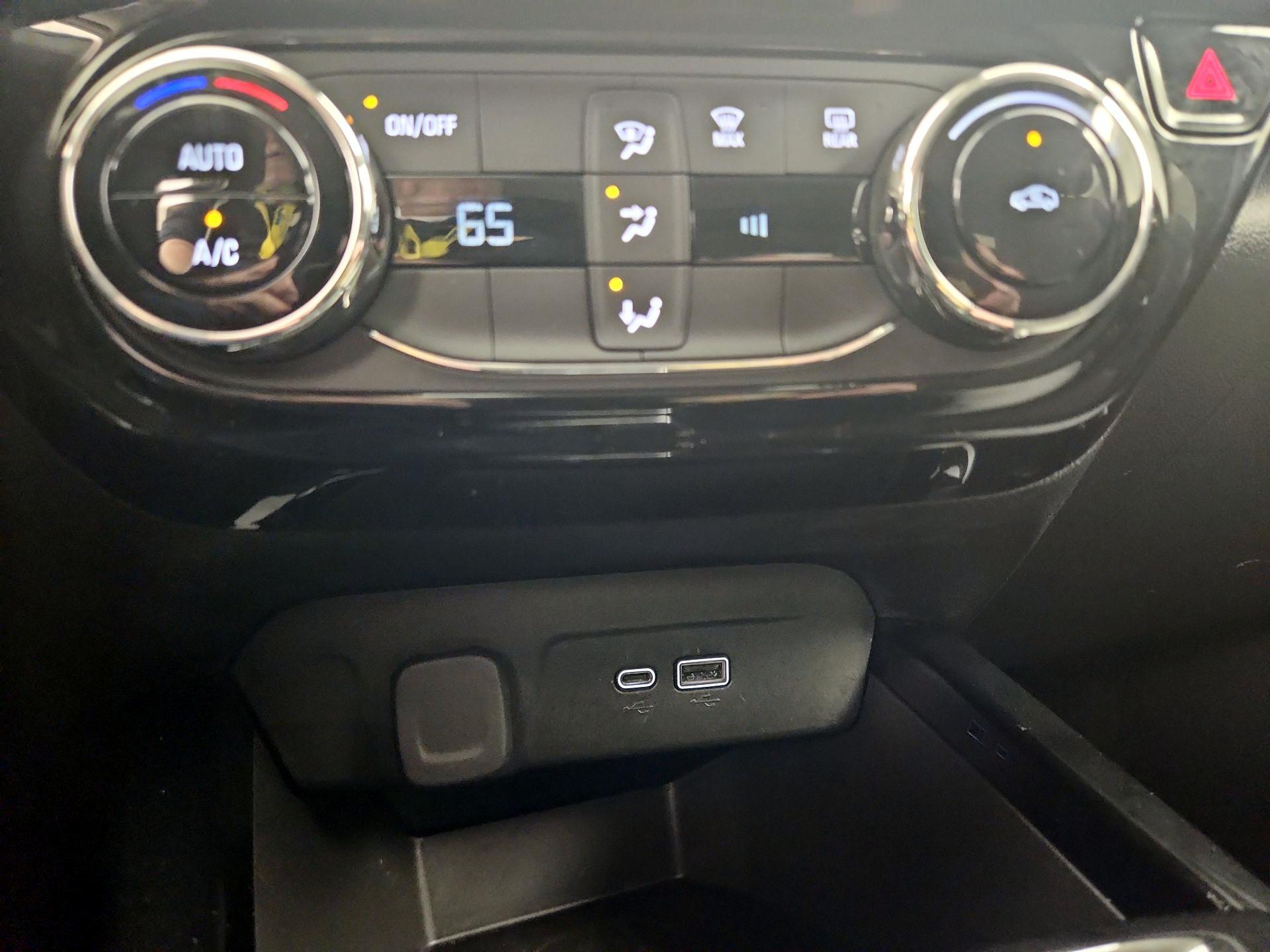 Thumbnail: 2025 Chevrolet Trax - 16