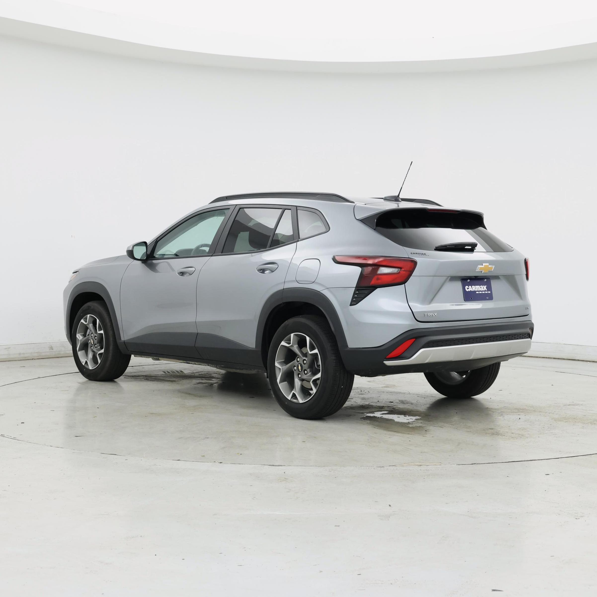 Thumbnail: 2025 Chevrolet Trax - 2