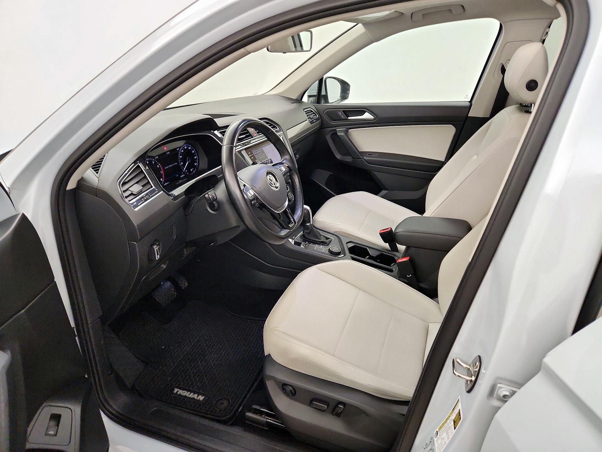 Thumbnail: 2019 Volkswagen Tiguan - 11