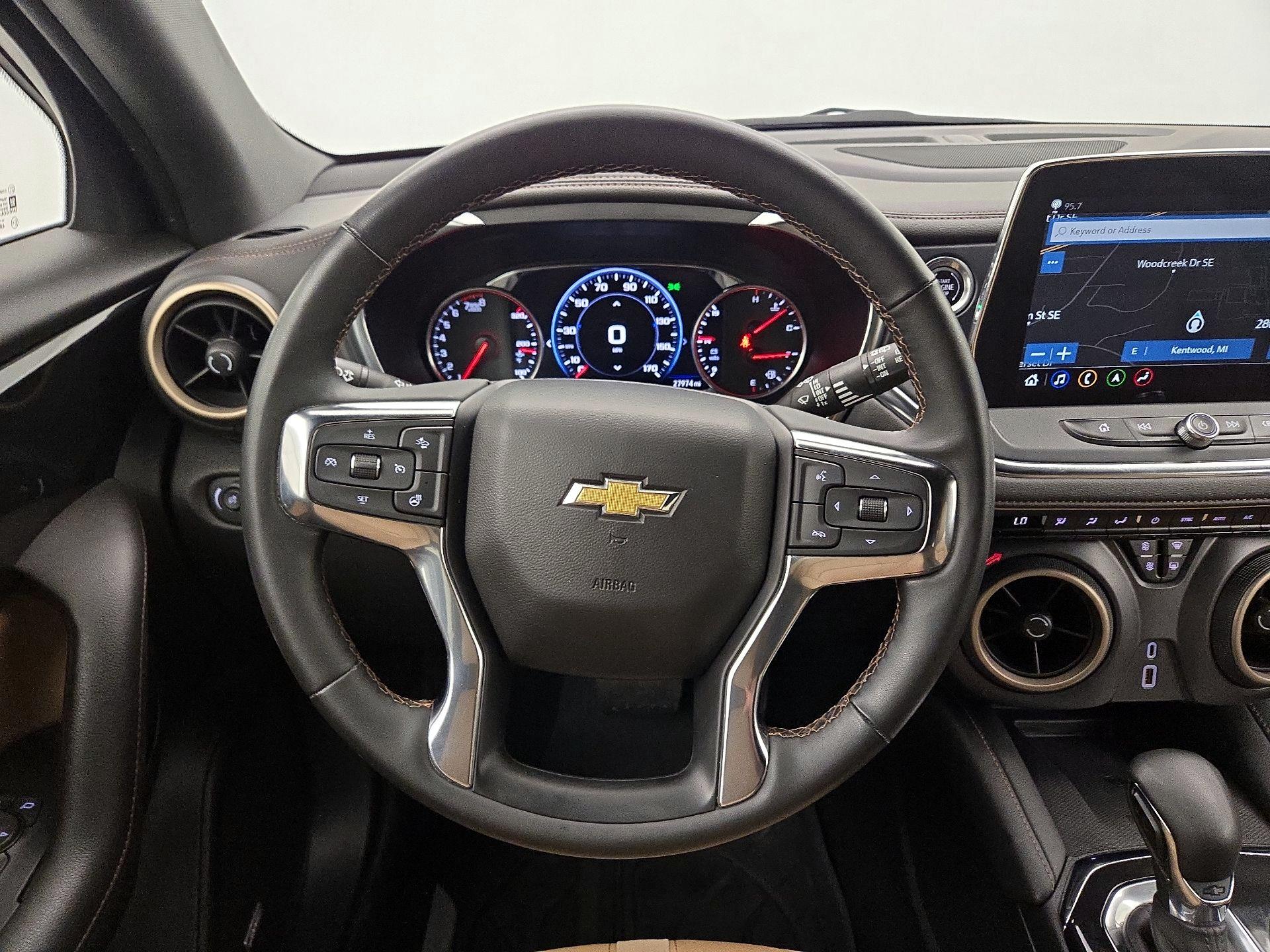 Thumbnail: 2023 Chevrolet Blazer - 10