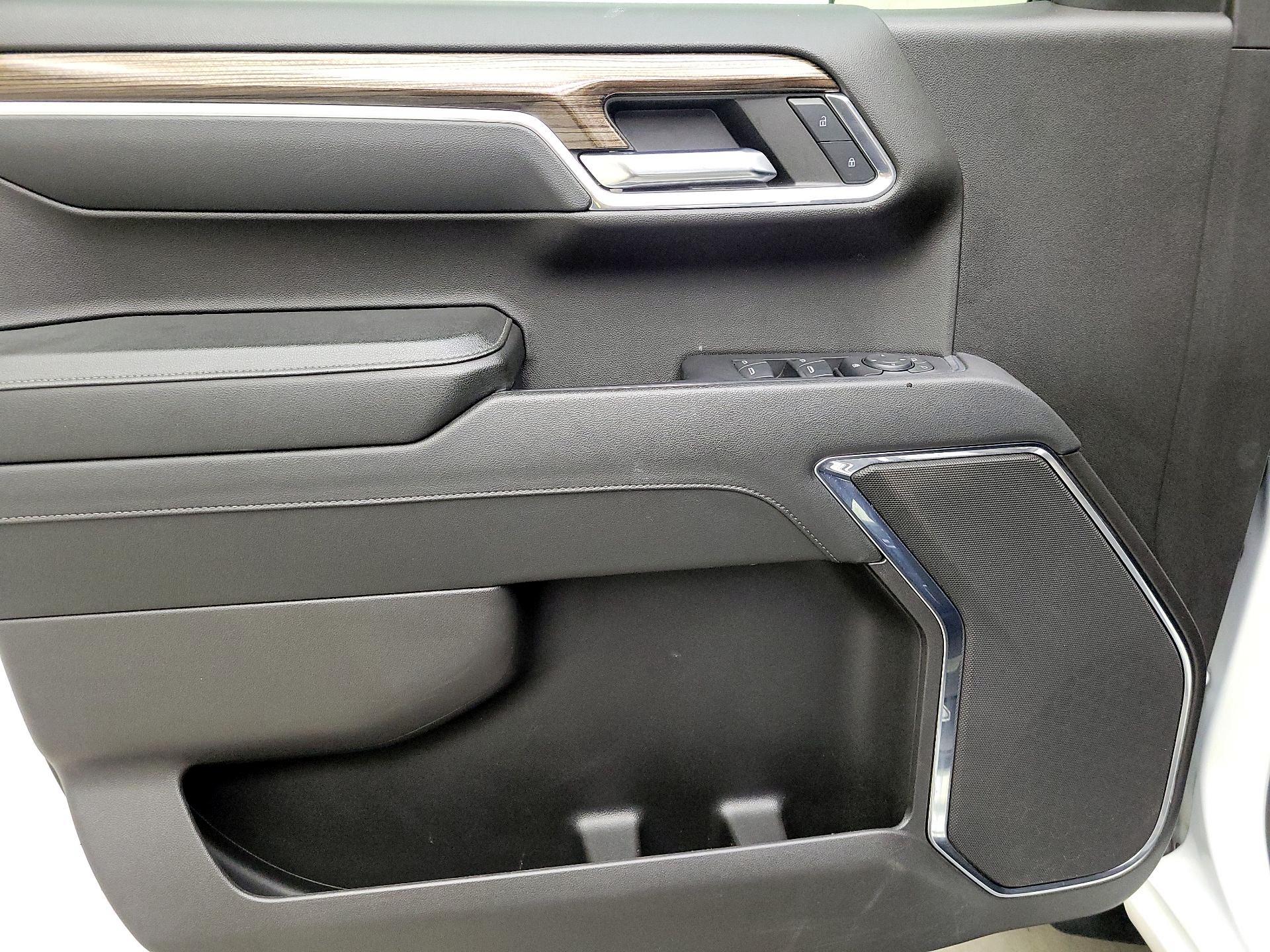 Thumbnail: 2023 Chevrolet Silverado 1500 - 12