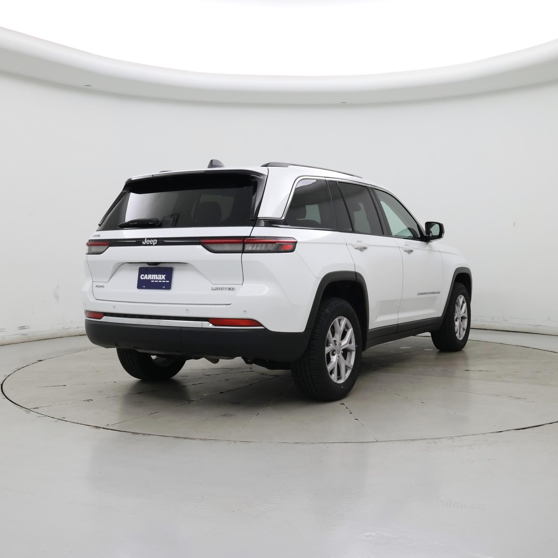 Thumbnail: 2022 Jeep Grand Cherokee - 8