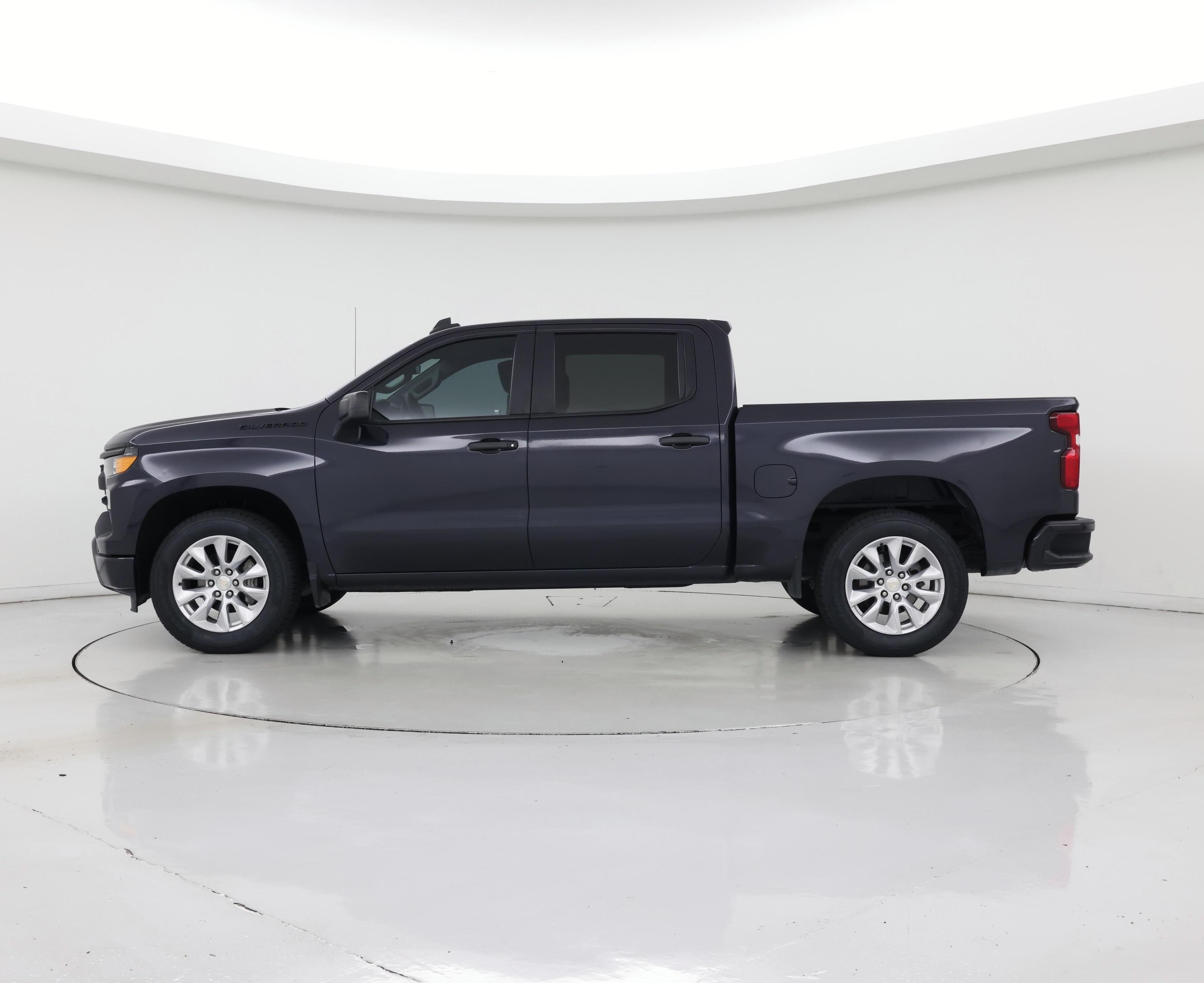 Thumbnail: 2022 Chevrolet Silverado 1500 - 3