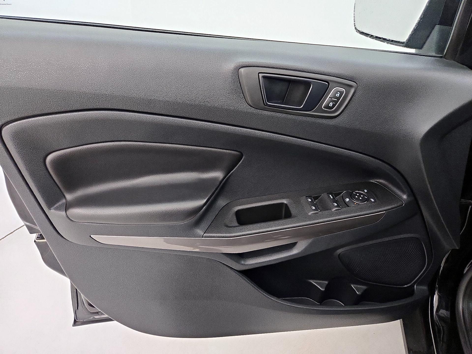 Thumbnail: 2020 Ford EcoSport - 12