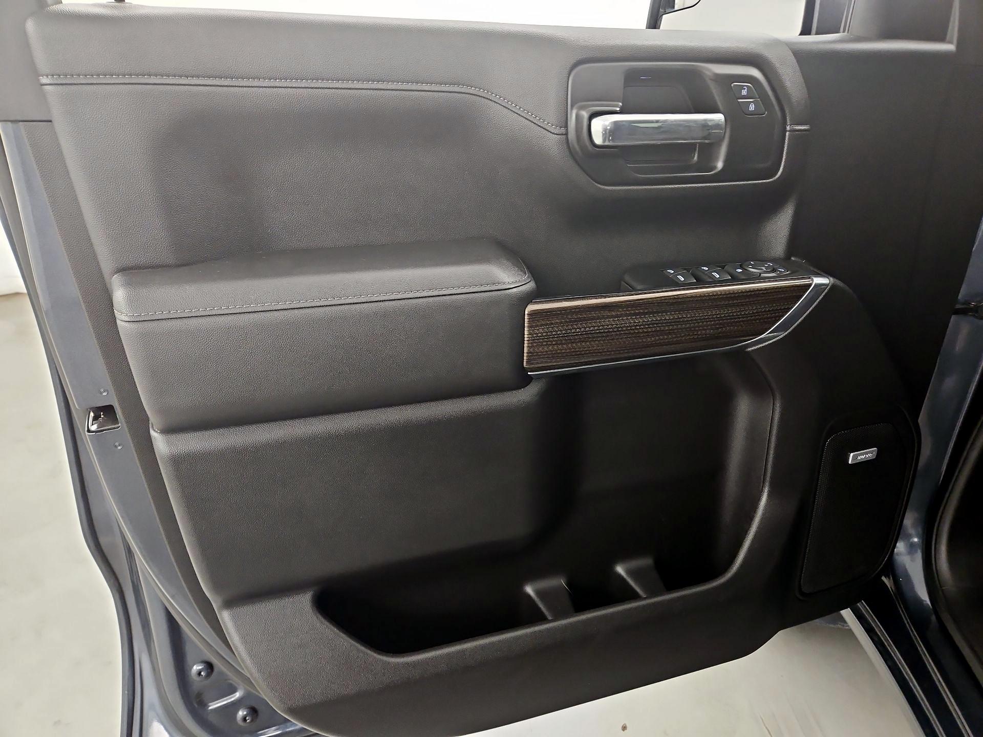 Thumbnail: 2020 Chevrolet Silverado 1500 - 12