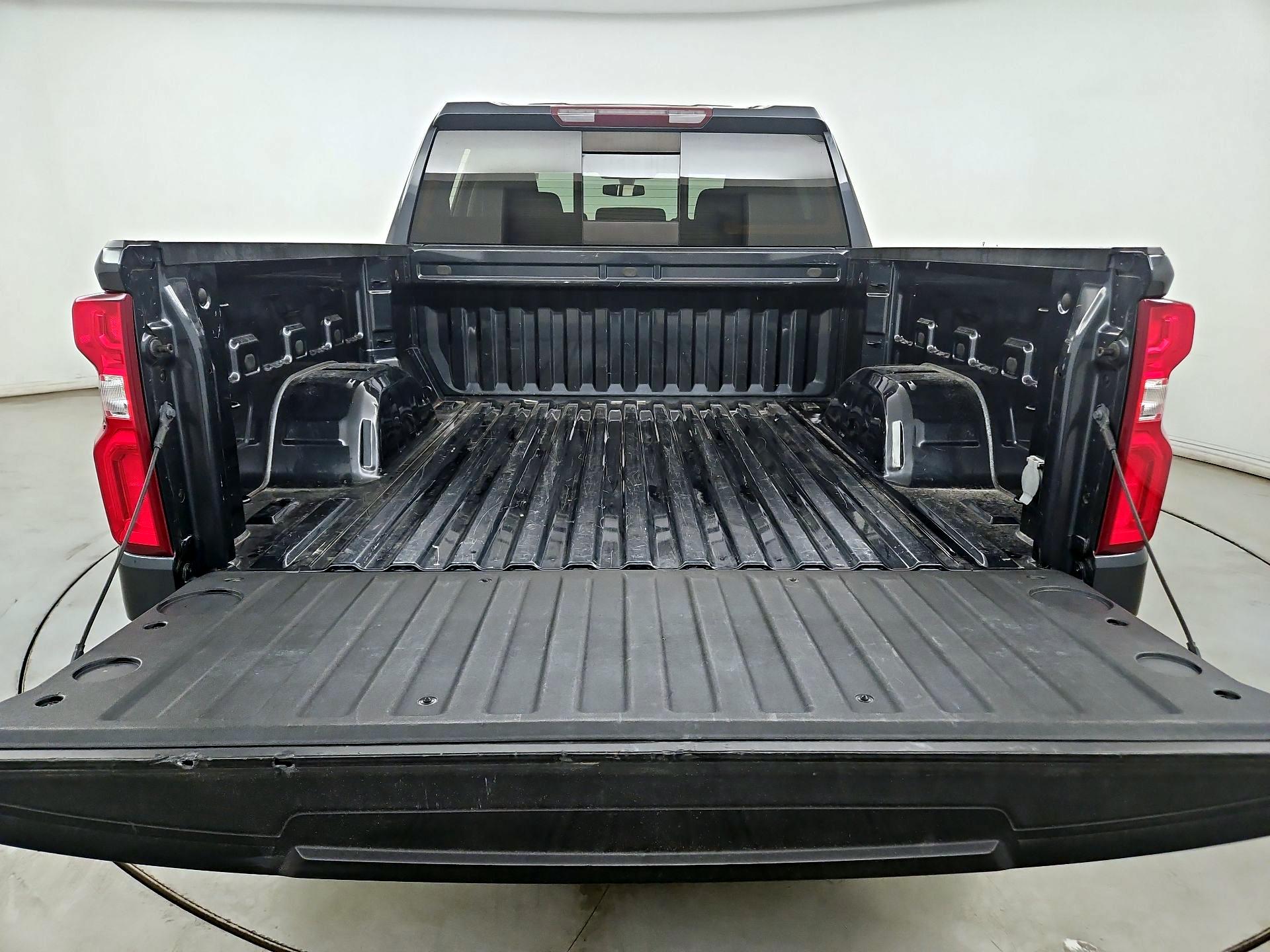 Thumbnail: 2020 Chevrolet Silverado 1500 - 20