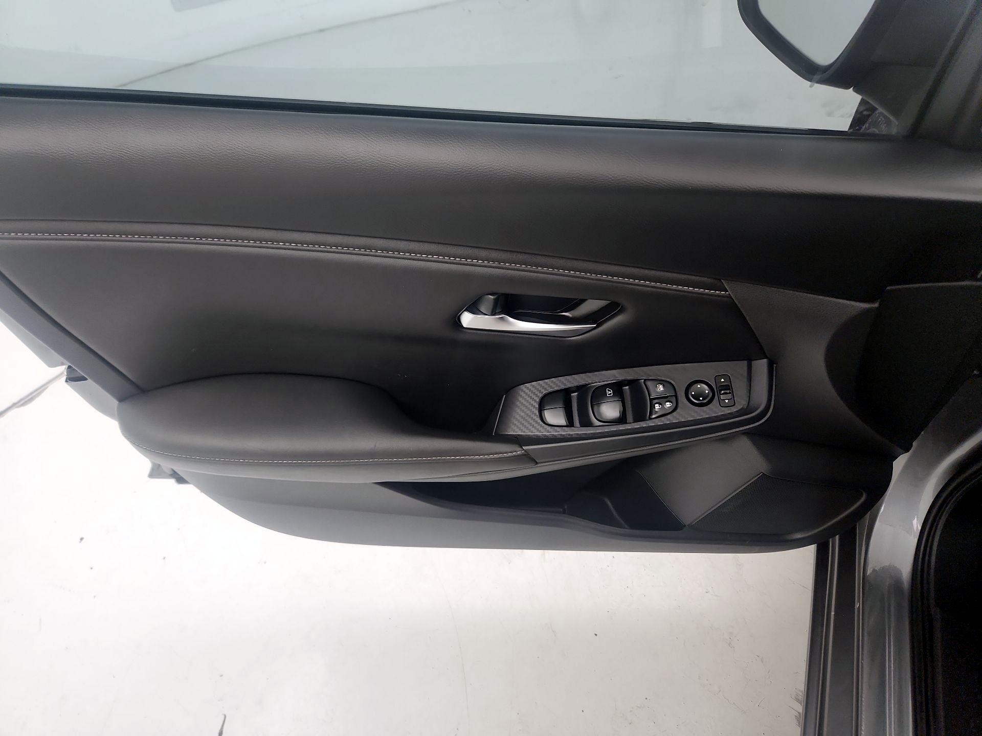 Thumbnail: 2023 Nissan Sentra - 12