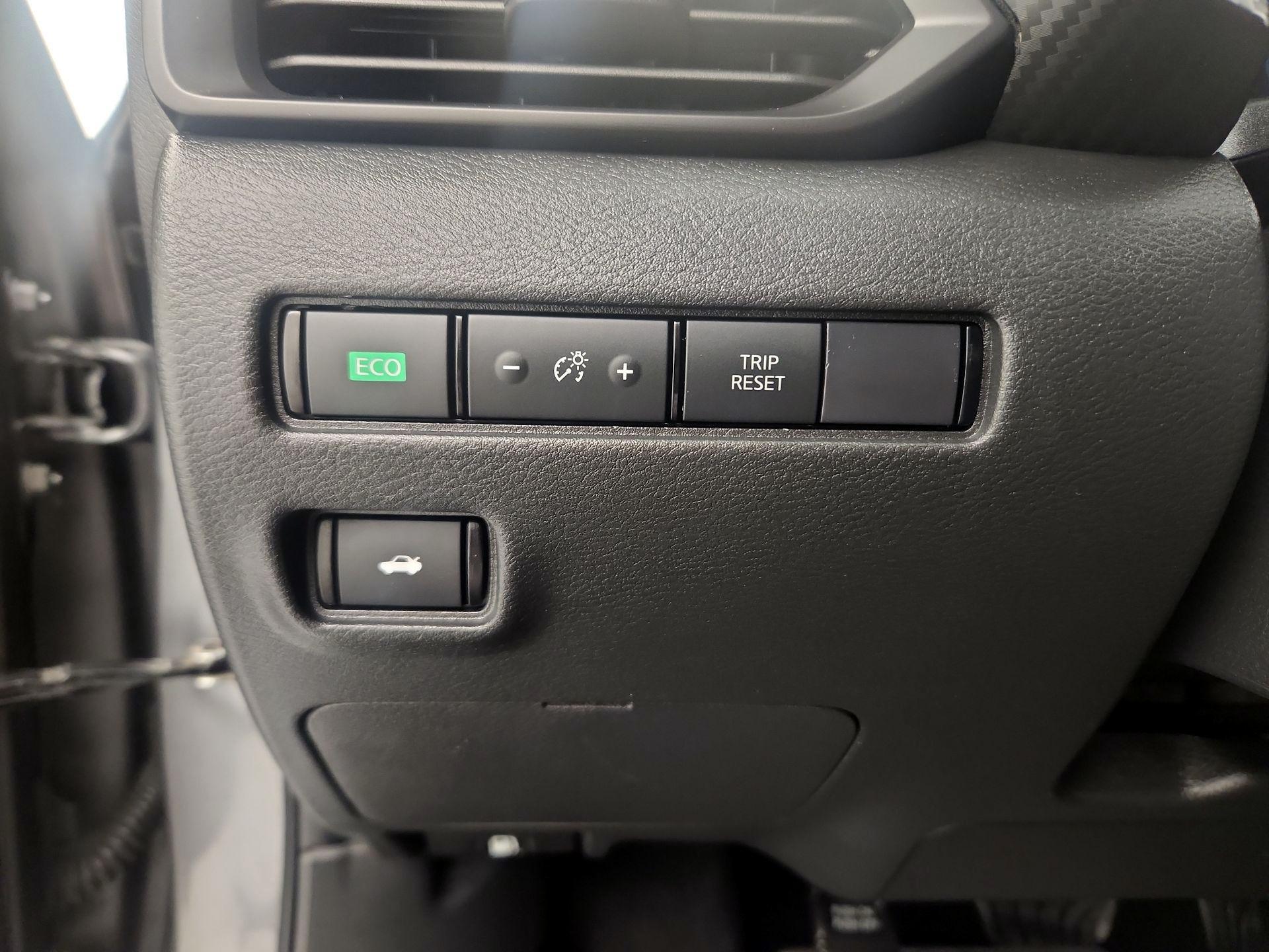 Thumbnail: 2023 Nissan Sentra - 13