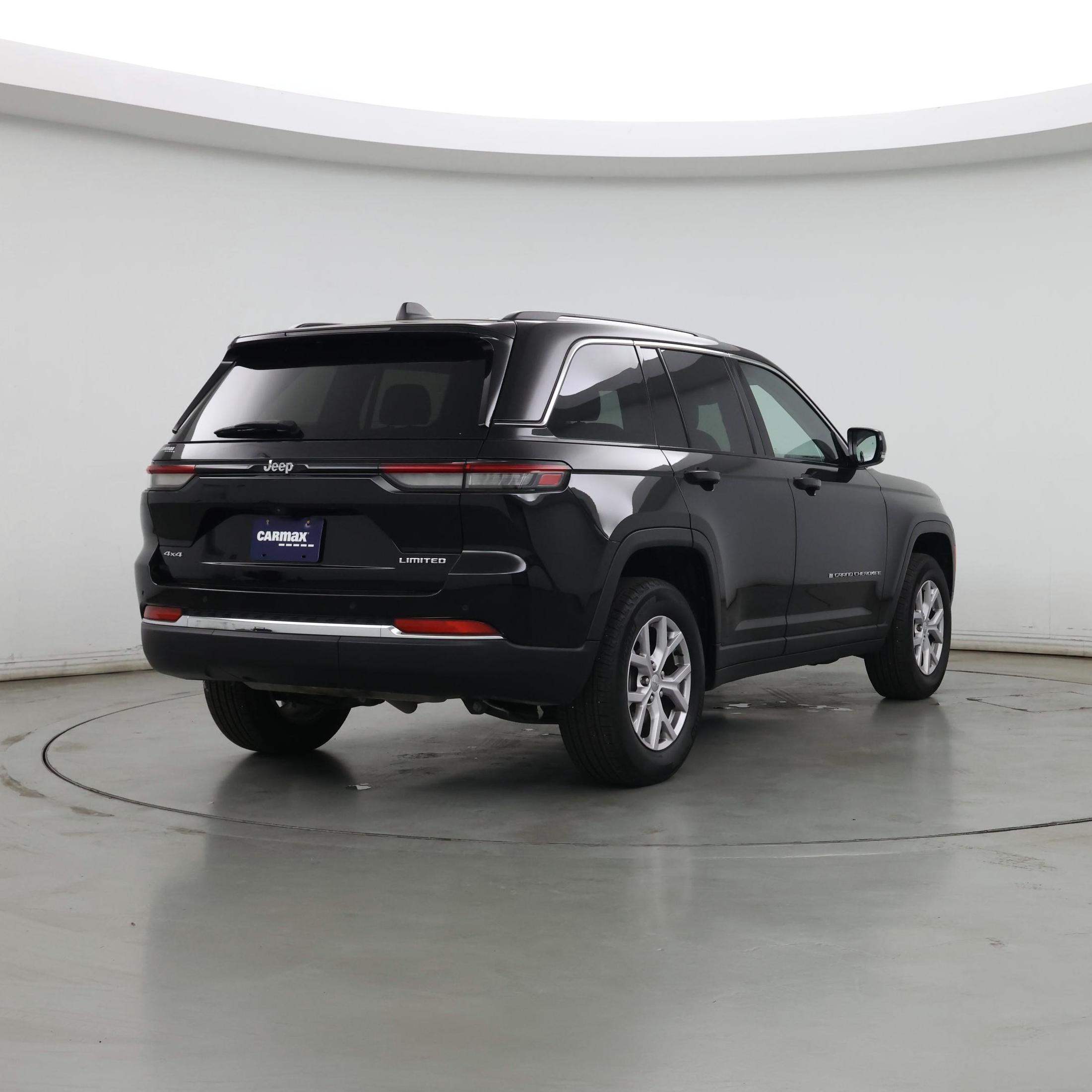 Thumbnail: 2022 Jeep Grand Cherokee - 8