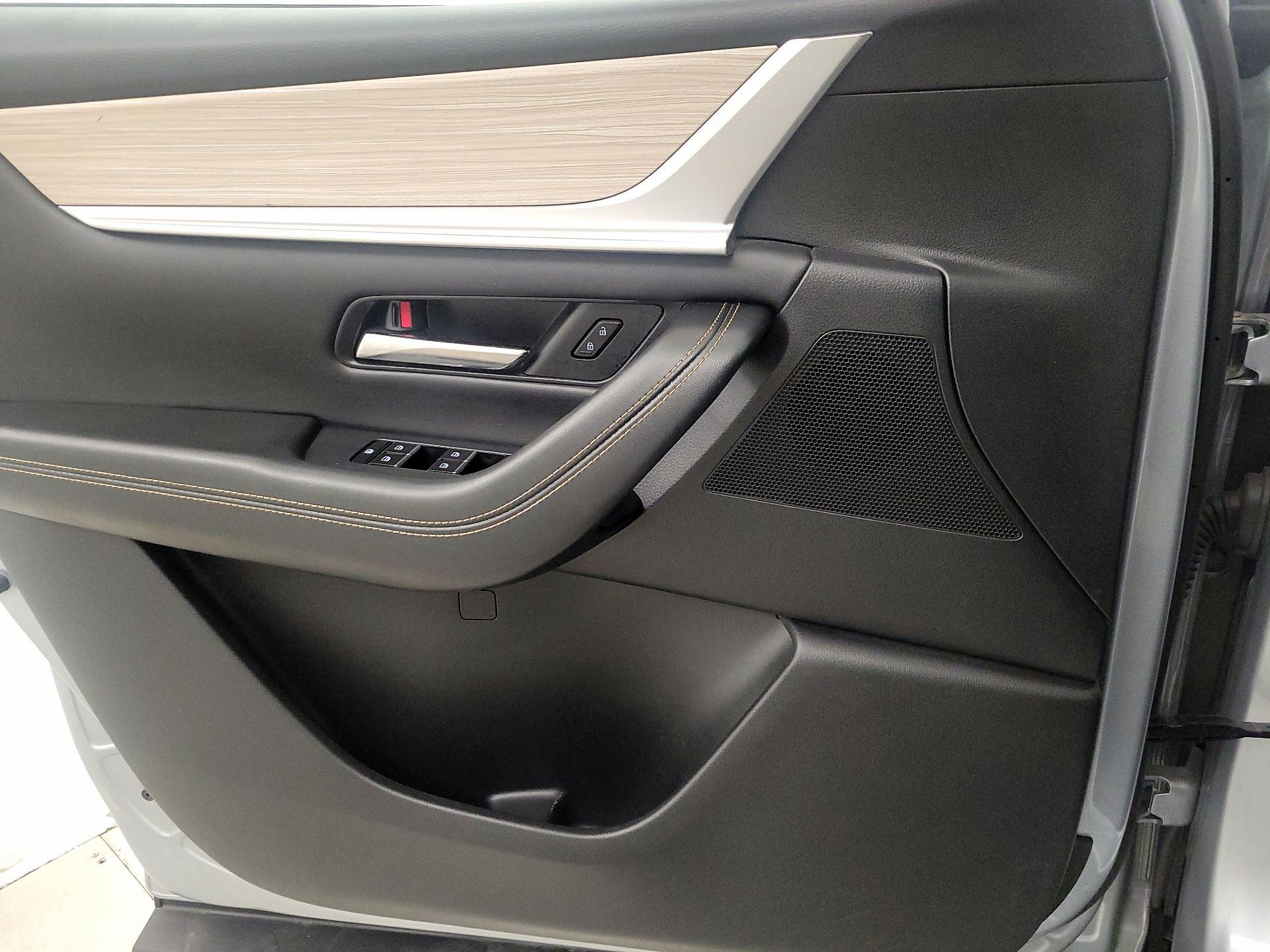 Thumbnail: 2024 Mazda CX-90 - 12