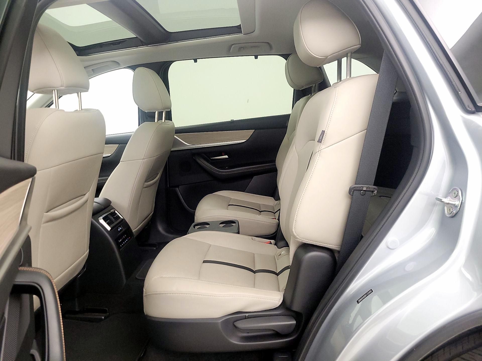 Thumbnail: 2024 Mazda CX-90 - 20