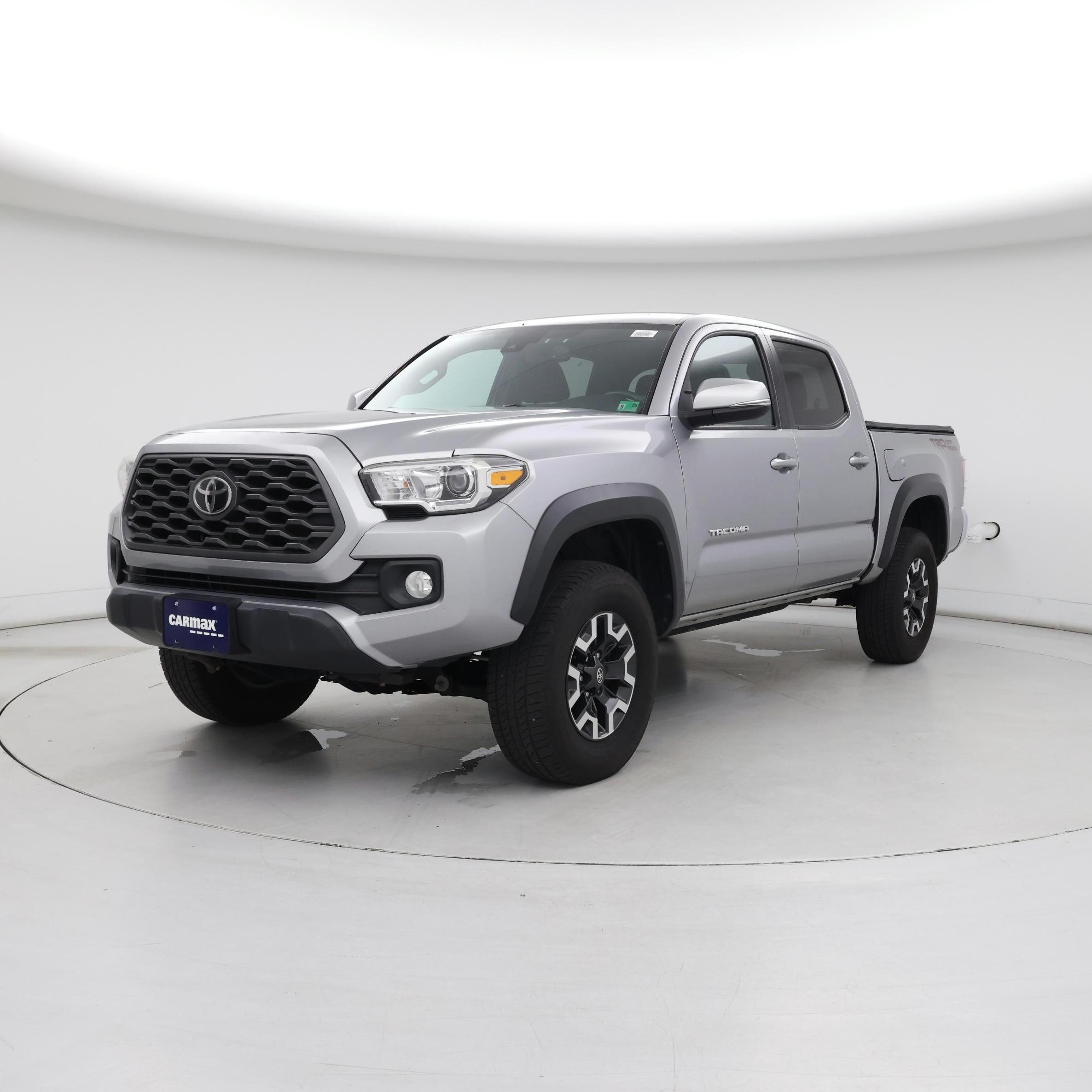 Thumbnail: 2020 Toyota Tacoma - 4