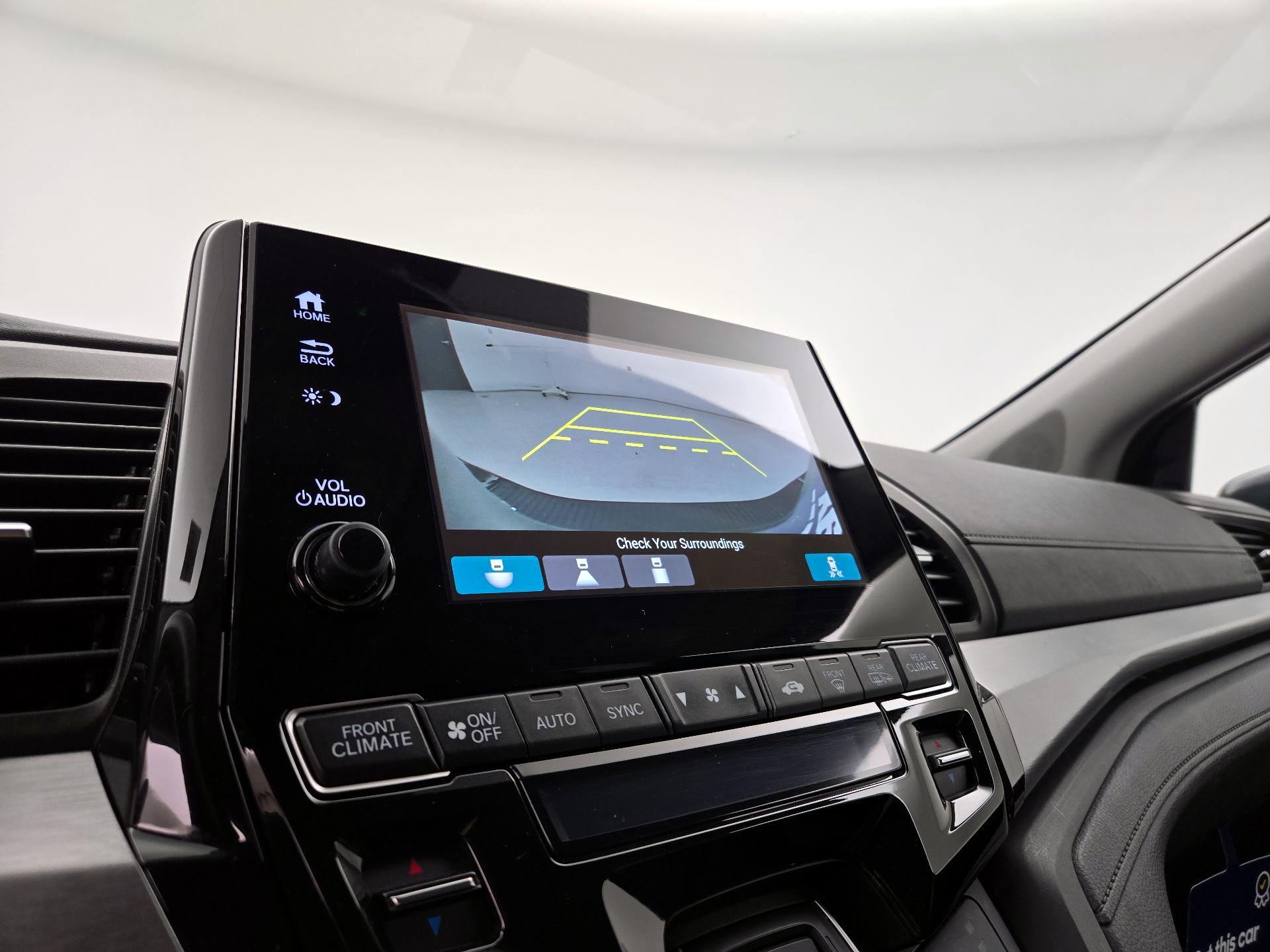 Thumbnail: 2021 Honda Odyssey - 14