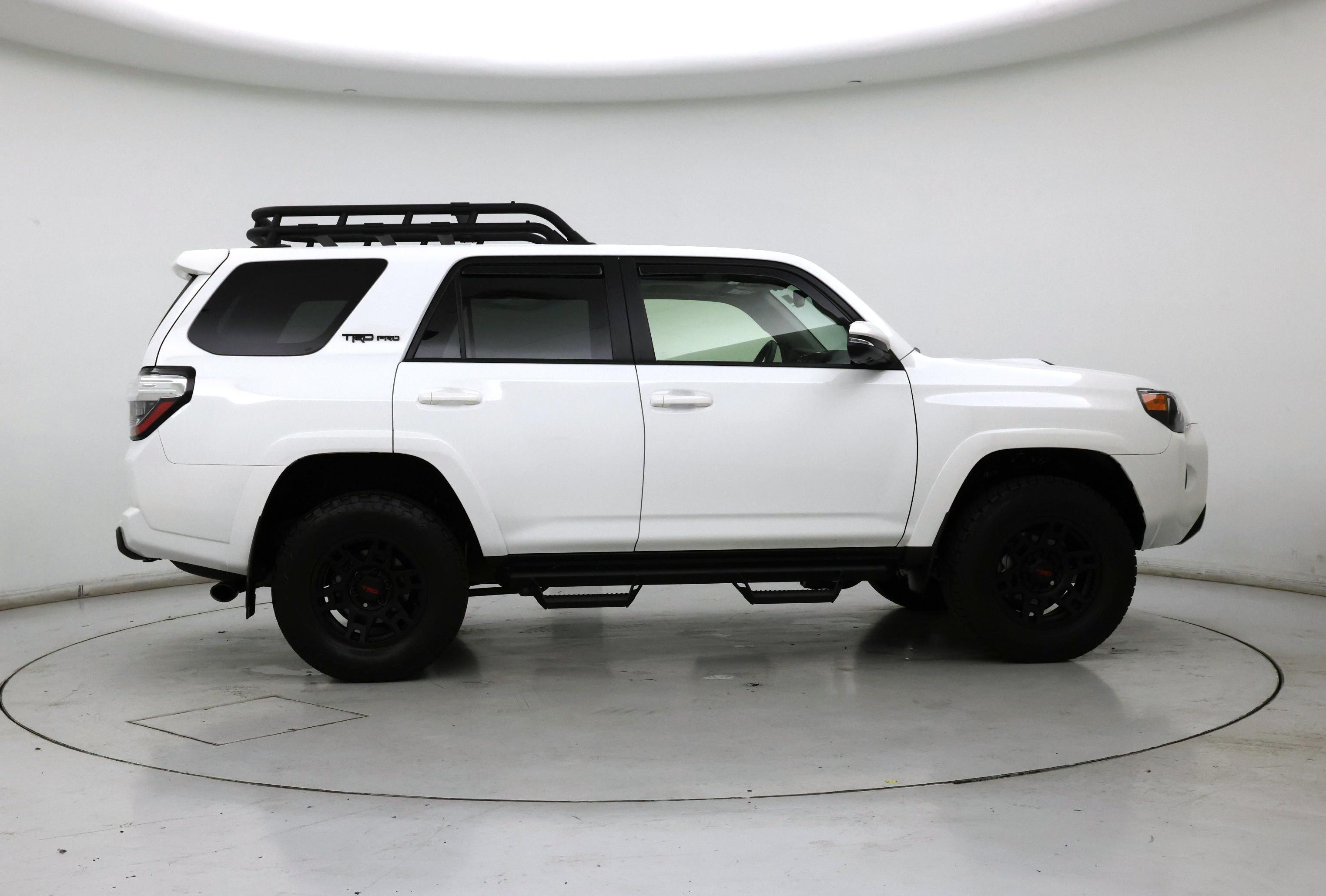 Thumbnail: 2024 Toyota 4Runner - 7