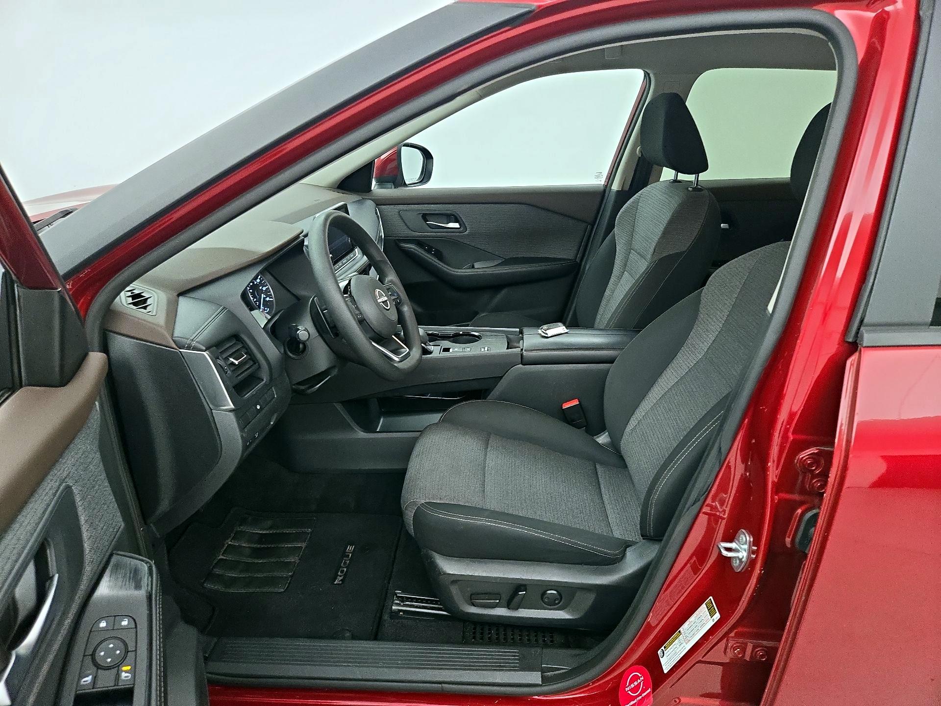 Thumbnail: 2023 Nissan Rogue - 11