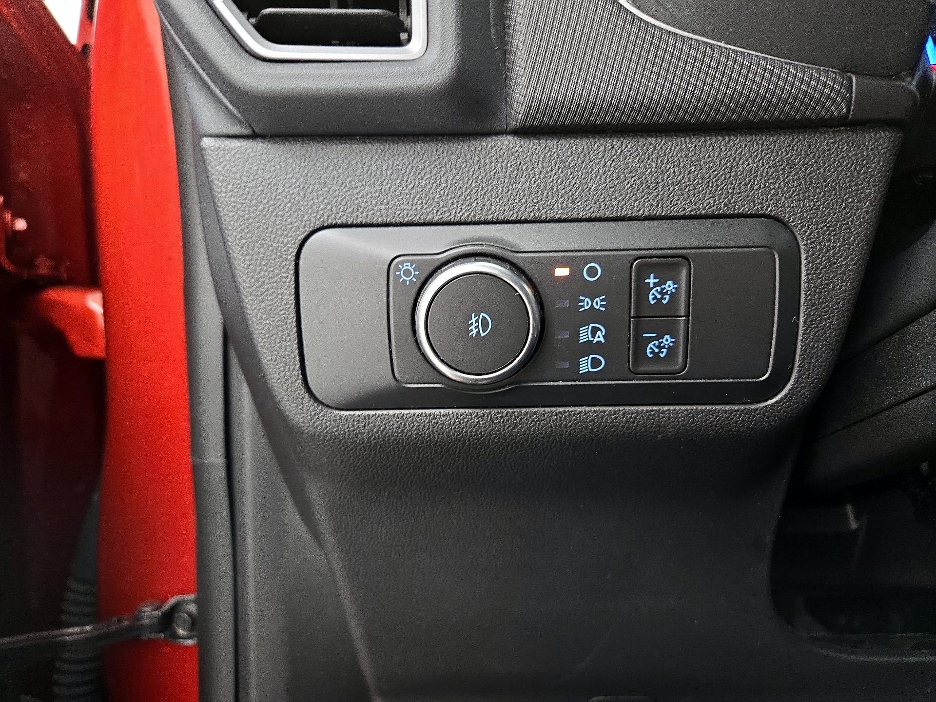 Thumbnail: 2022 Ford Bronco Sport - 13