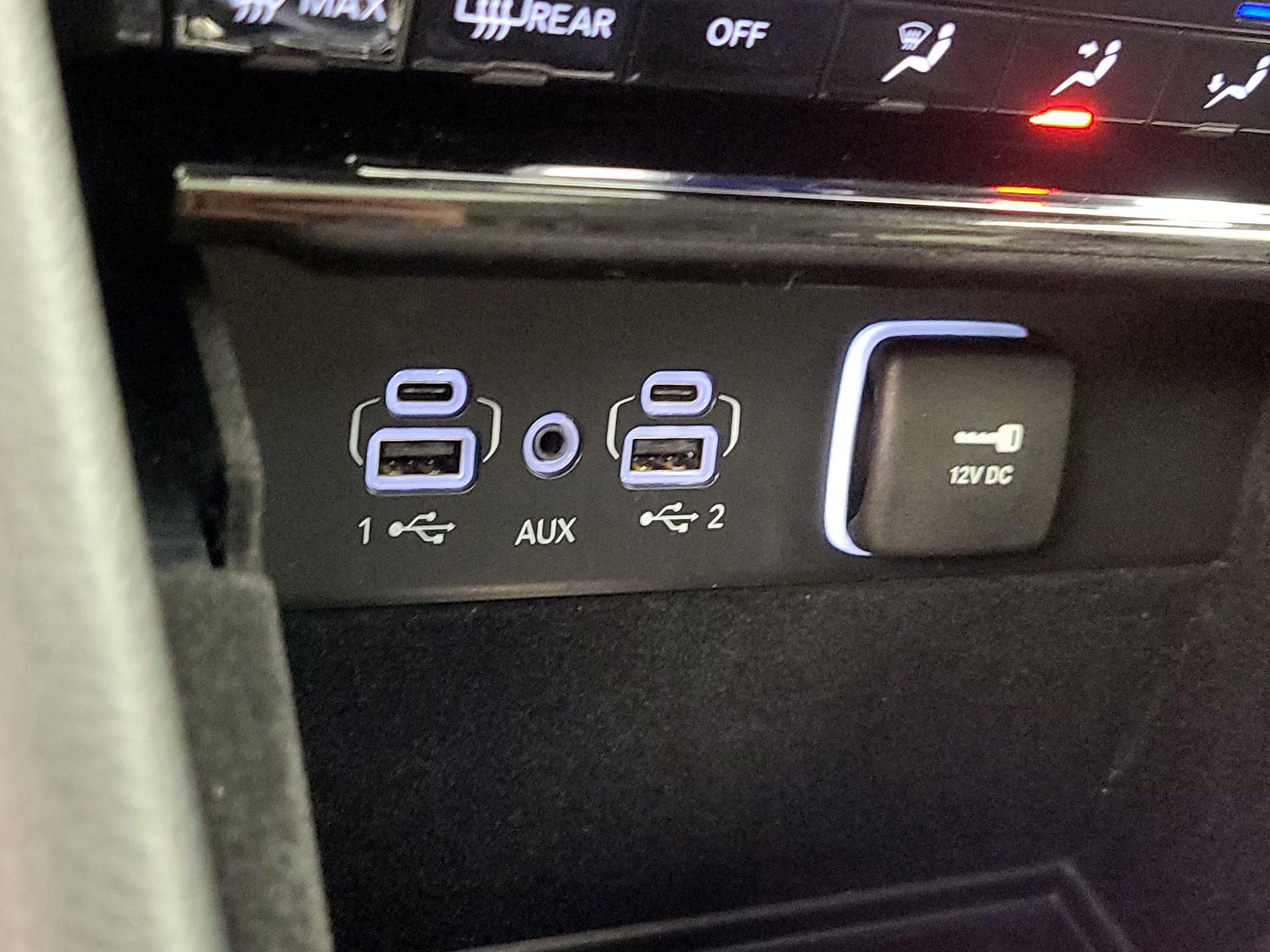 Thumbnail: 2022 Jeep Grand Cherokee - 19