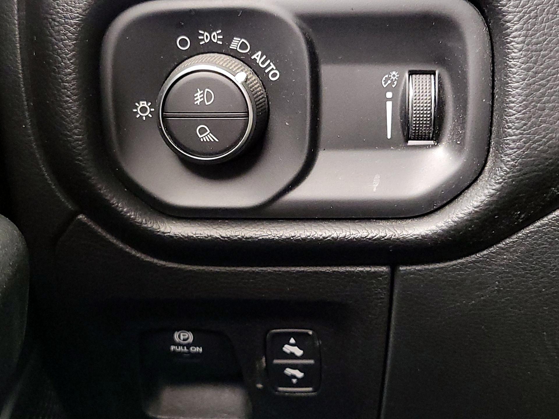 Thumbnail: 2022 RAM 1500 - 13