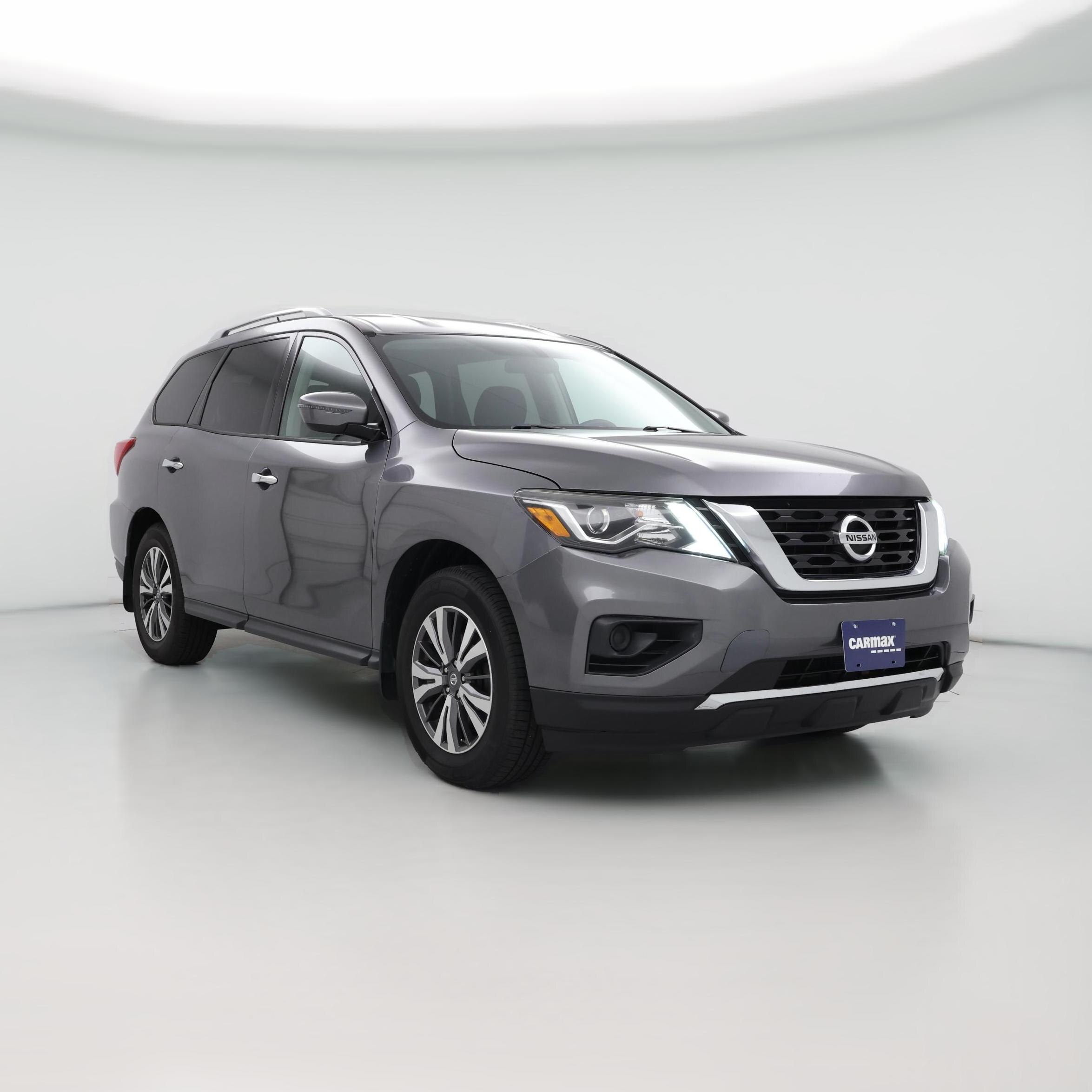 Thumbnail: 2017 Nissan Pathfinder - 1