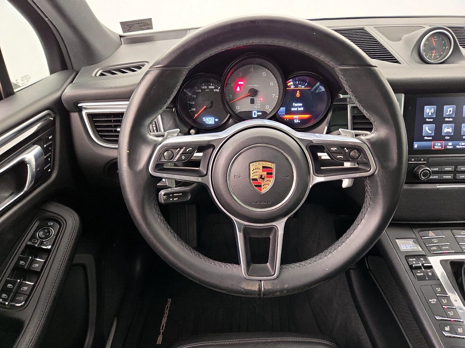 Thumbnail: 2017 Porsche Macan - 10