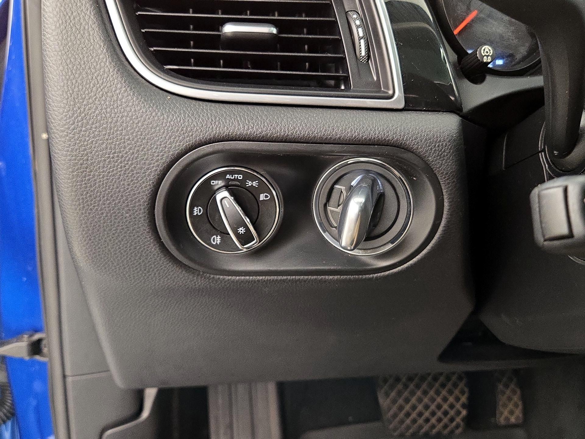 Thumbnail: 2017 Porsche Macan - 13