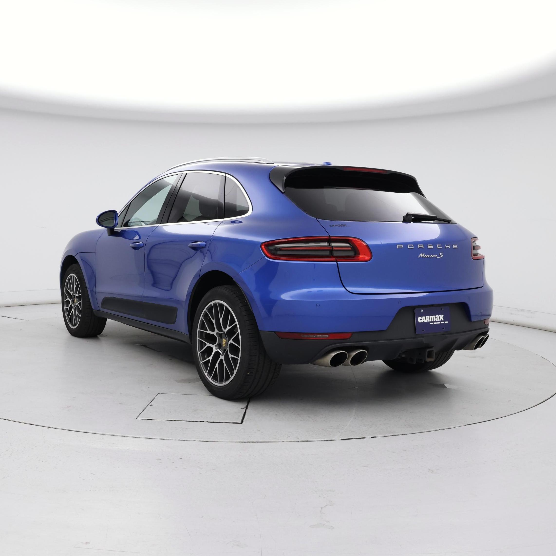 Thumbnail: 2017 Porsche Macan - 2