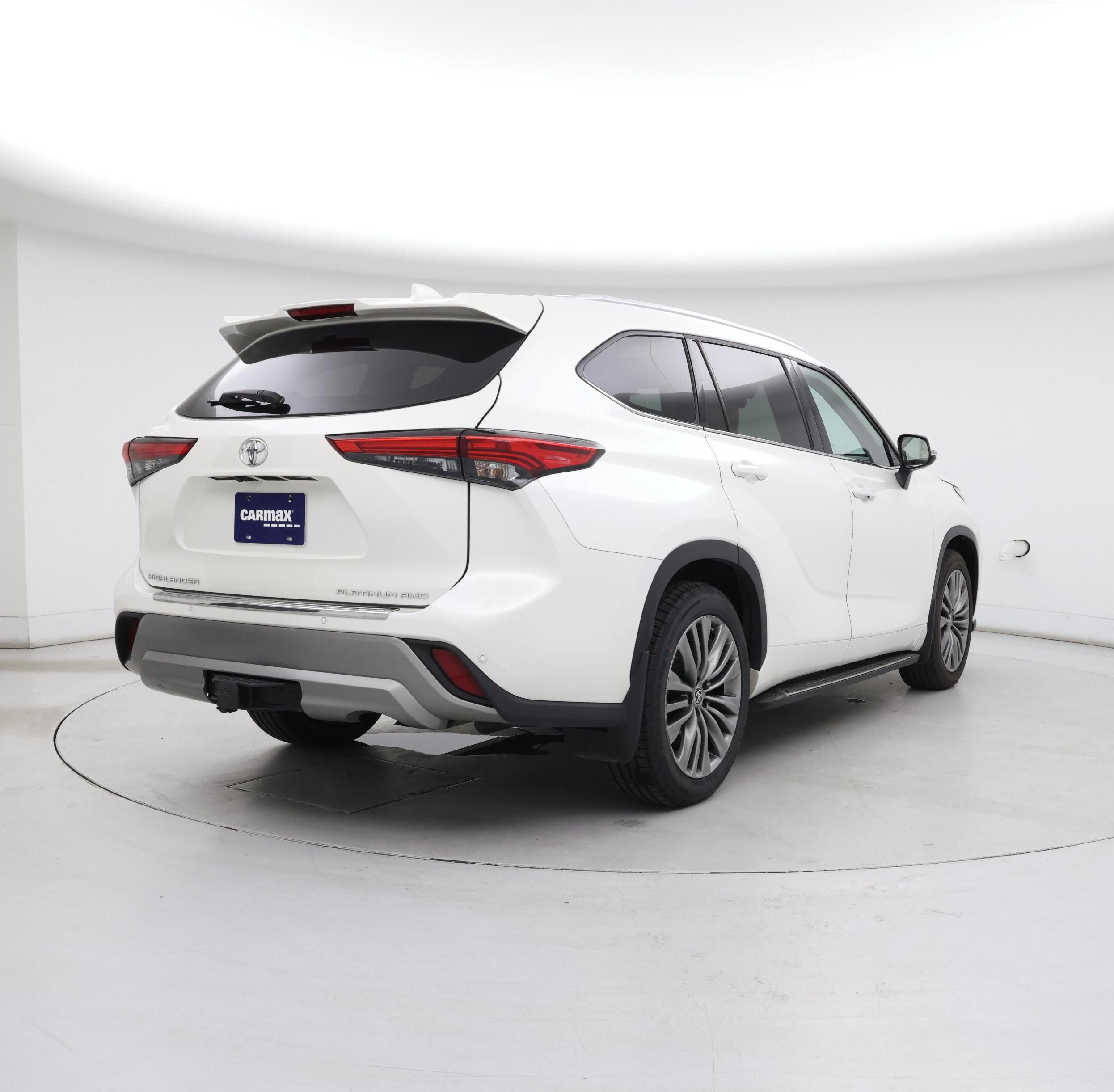 Thumbnail: 2021 Toyota Highlander - 8