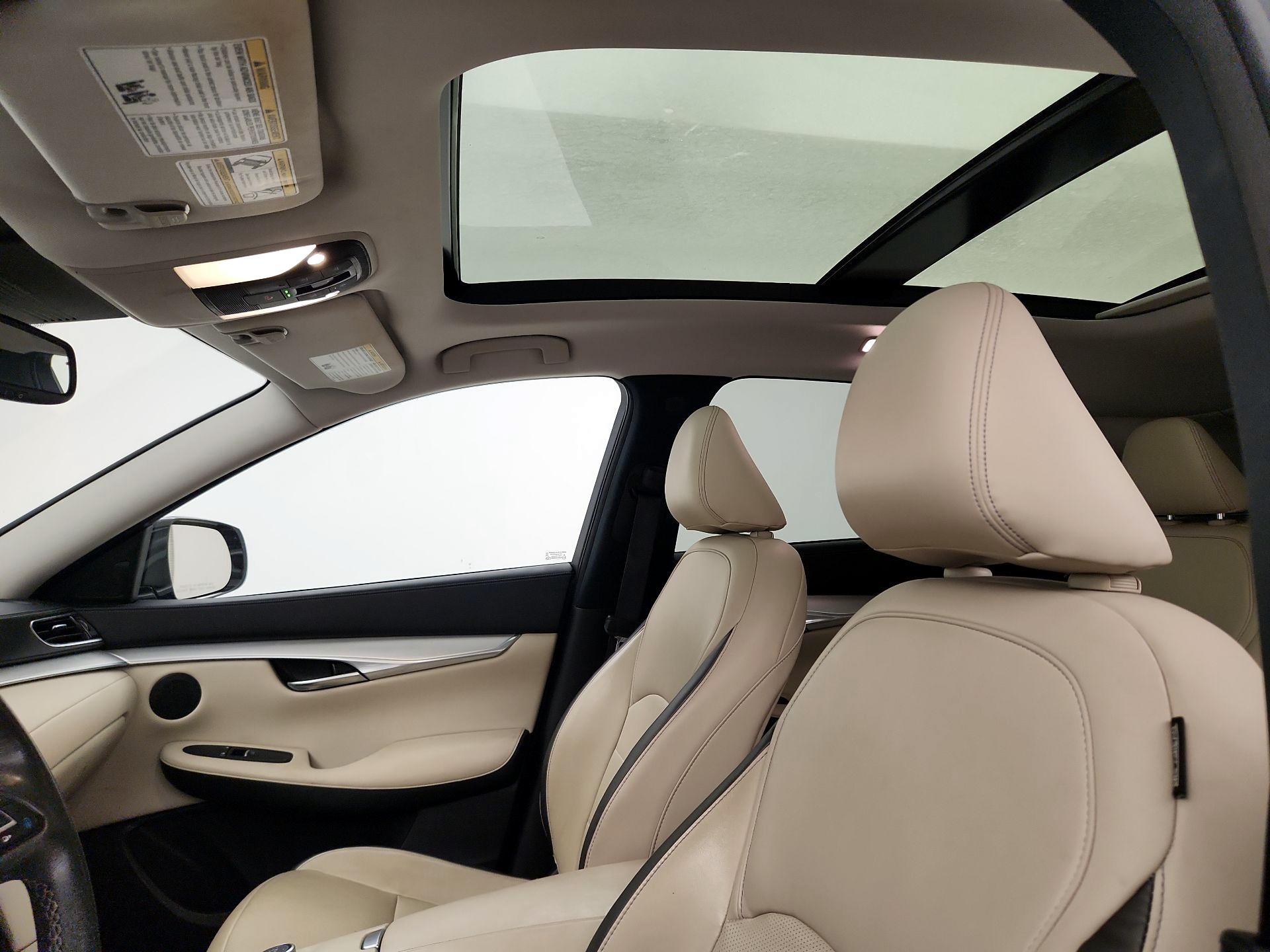 Thumbnail: 2021 INFINITI QX50 - 20