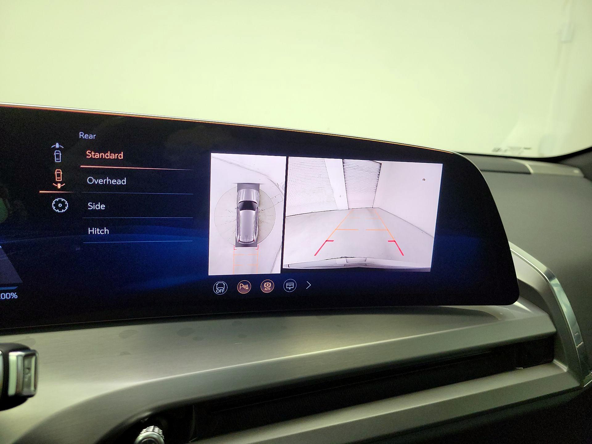 Thumbnail: 2026 Cadillac Vistiq - 15