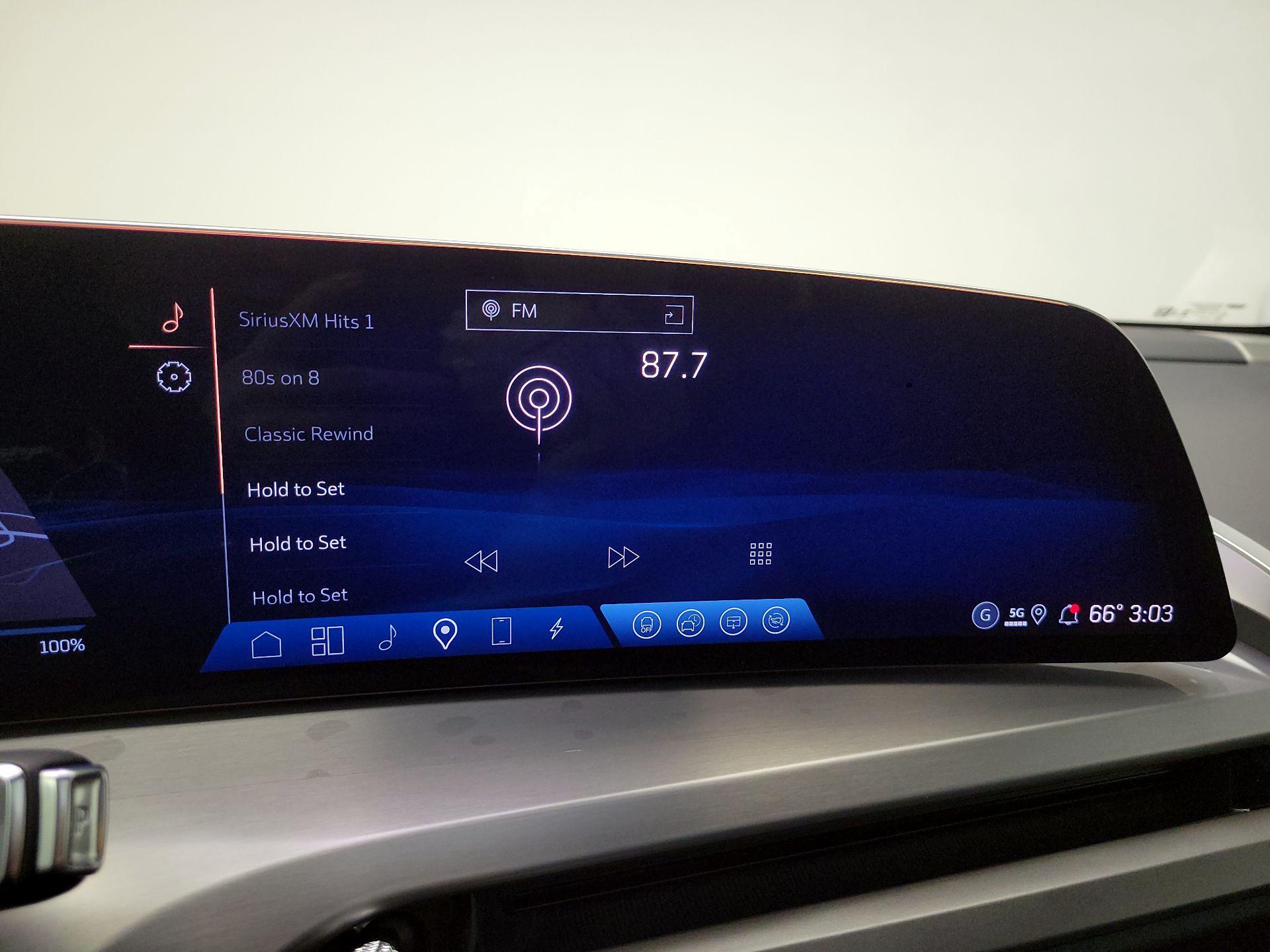 Thumbnail: 2026 Cadillac Vistiq - 16