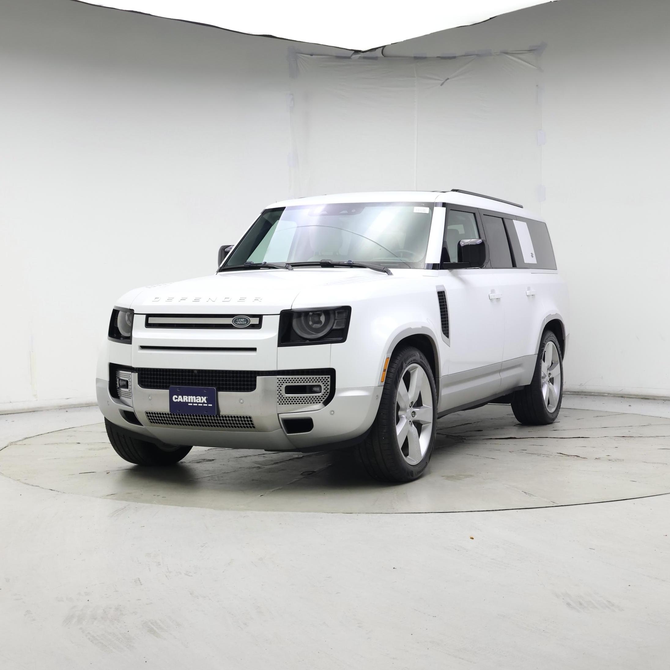 Thumbnail: 2023 Land Rover Defender - 4