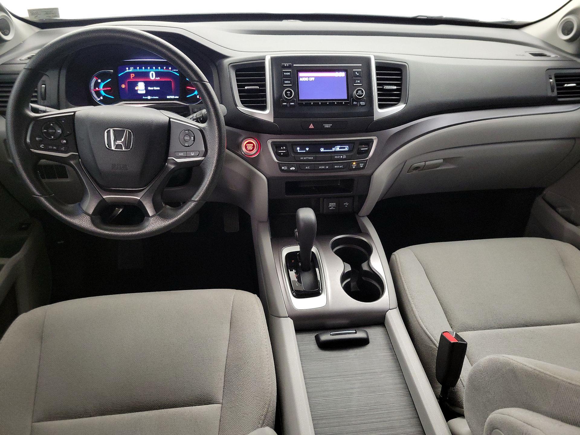 Thumbnail: 2019 Honda Pilot - 9