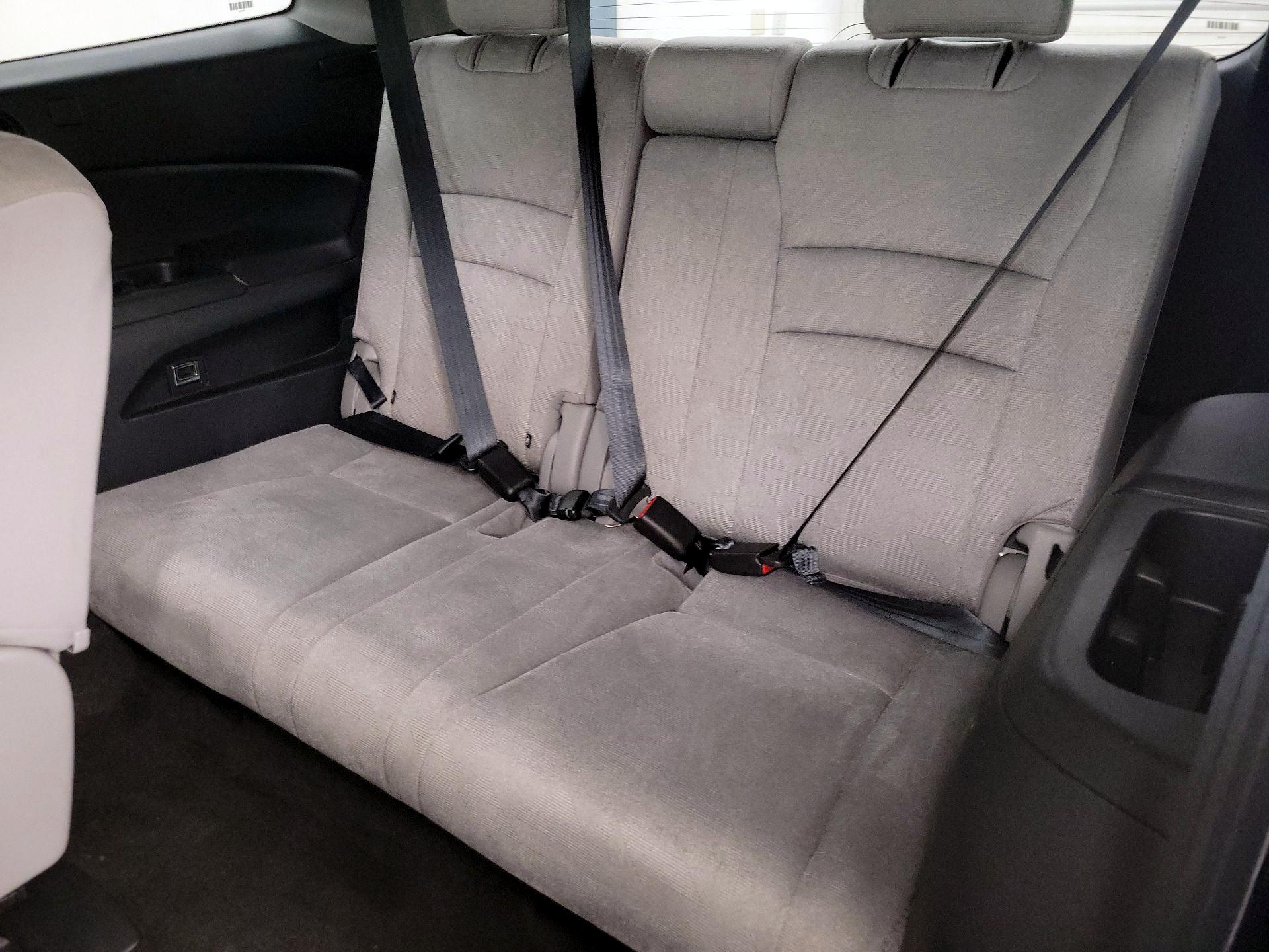 Thumbnail: 2019 Honda Pilot - 20