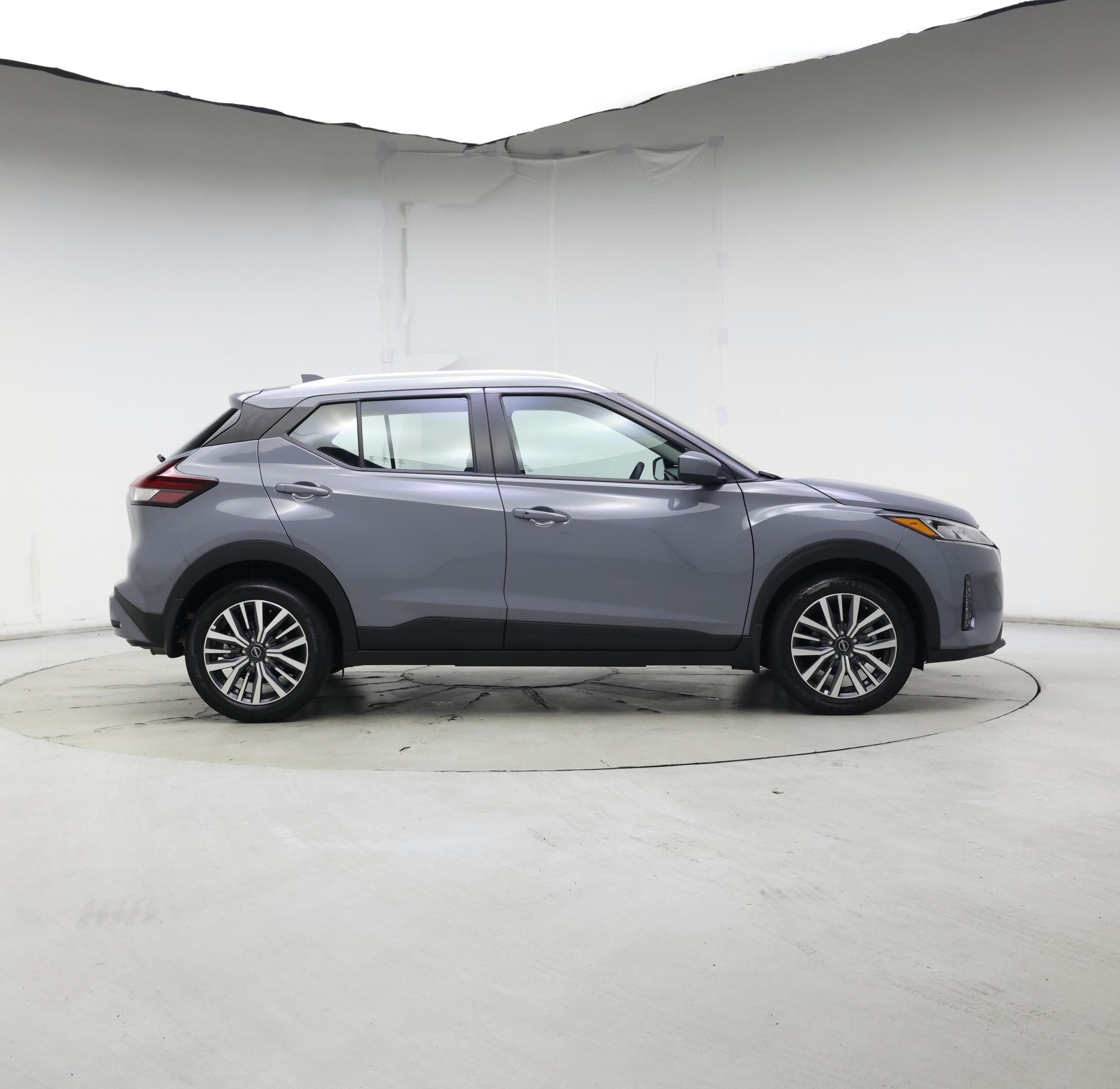 Thumbnail: 2024 Nissan Kicks - 7