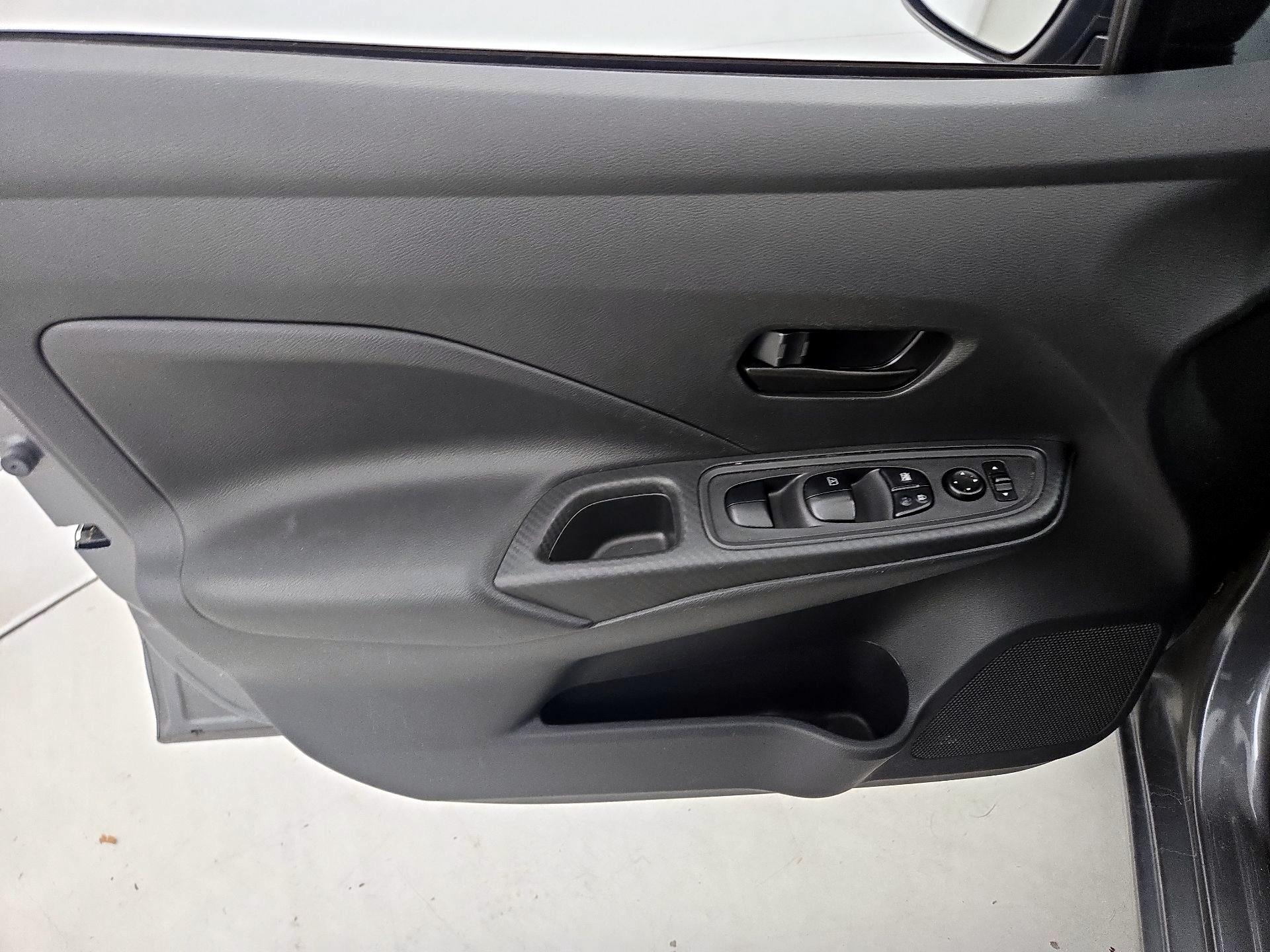 Thumbnail: 2020 Nissan Versa - 12